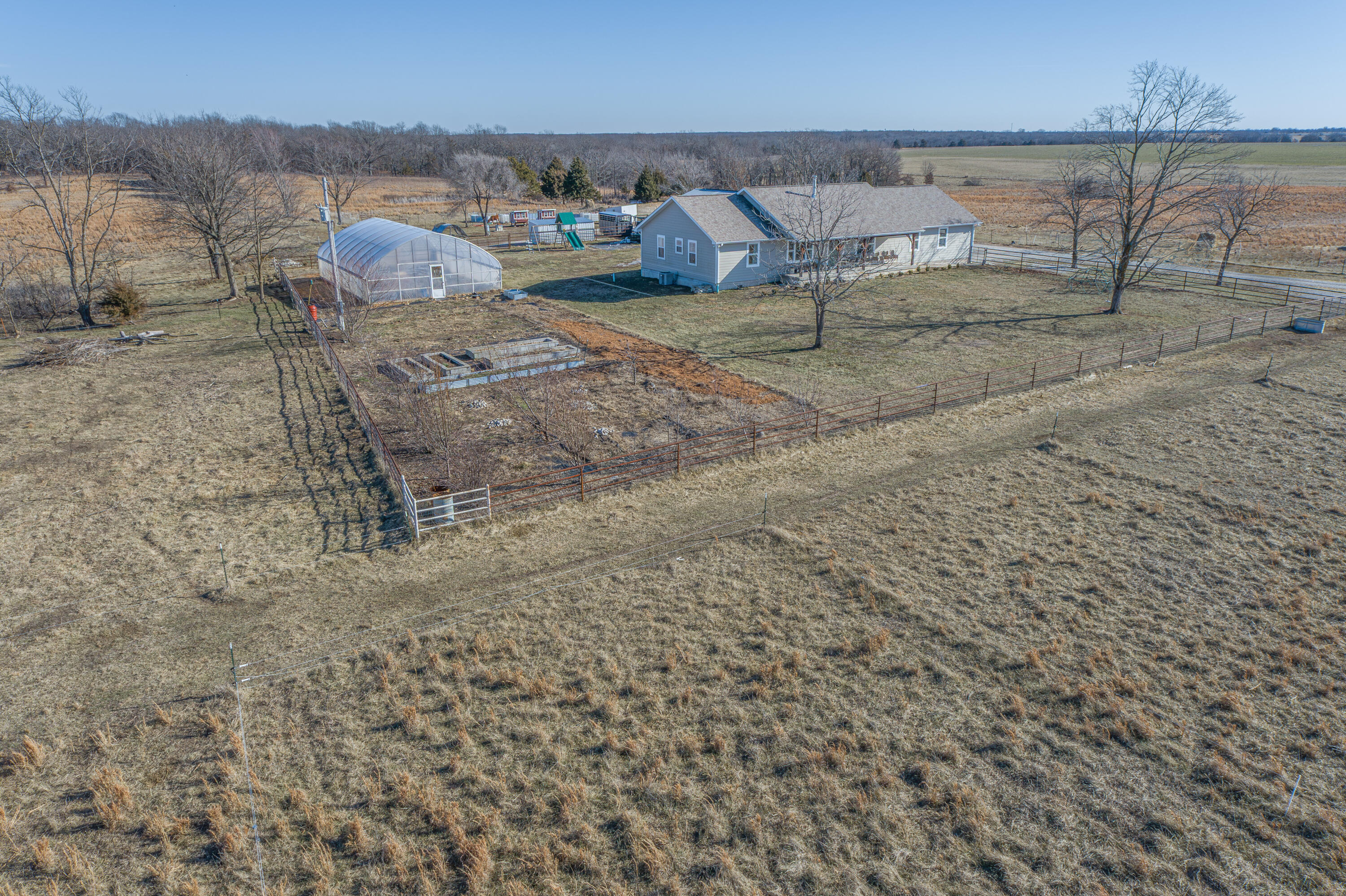 Photo of 15959 County Road 121 Weaubleau MO 65774