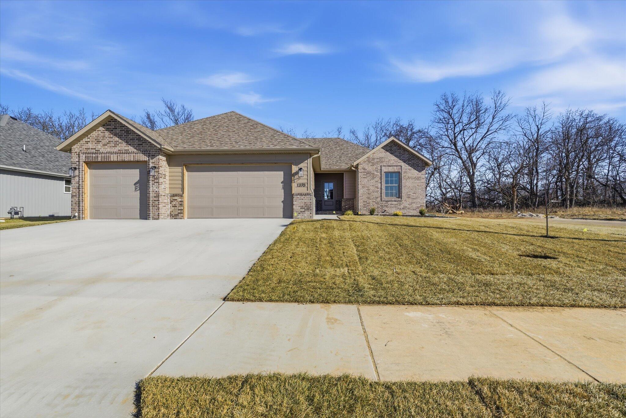 Photo of 1370 N Collins Drive Republic MO 65738