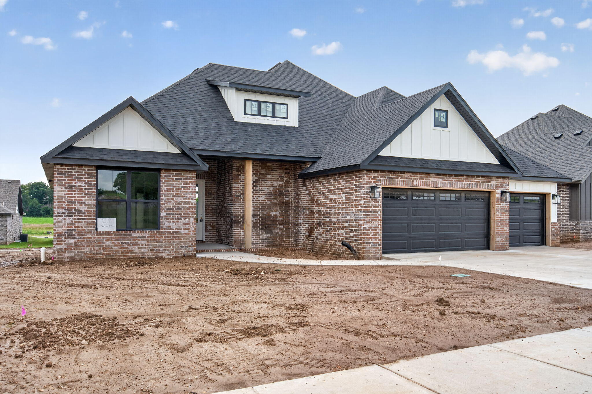 Photo of 1626 S Pinecone Path Springfield MO 65809