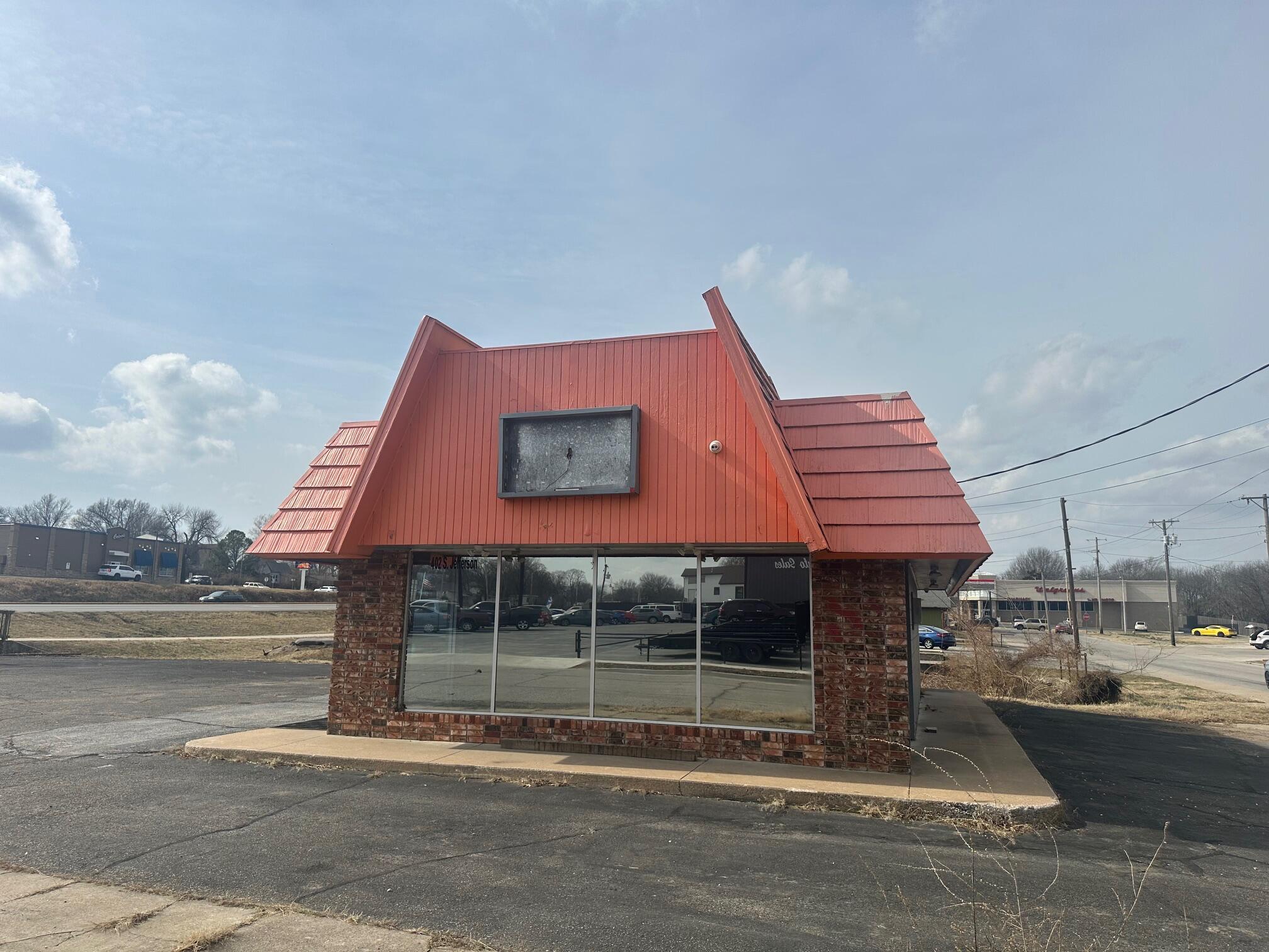 Photo of 402 S Jefferson Street Webb City MO 64870