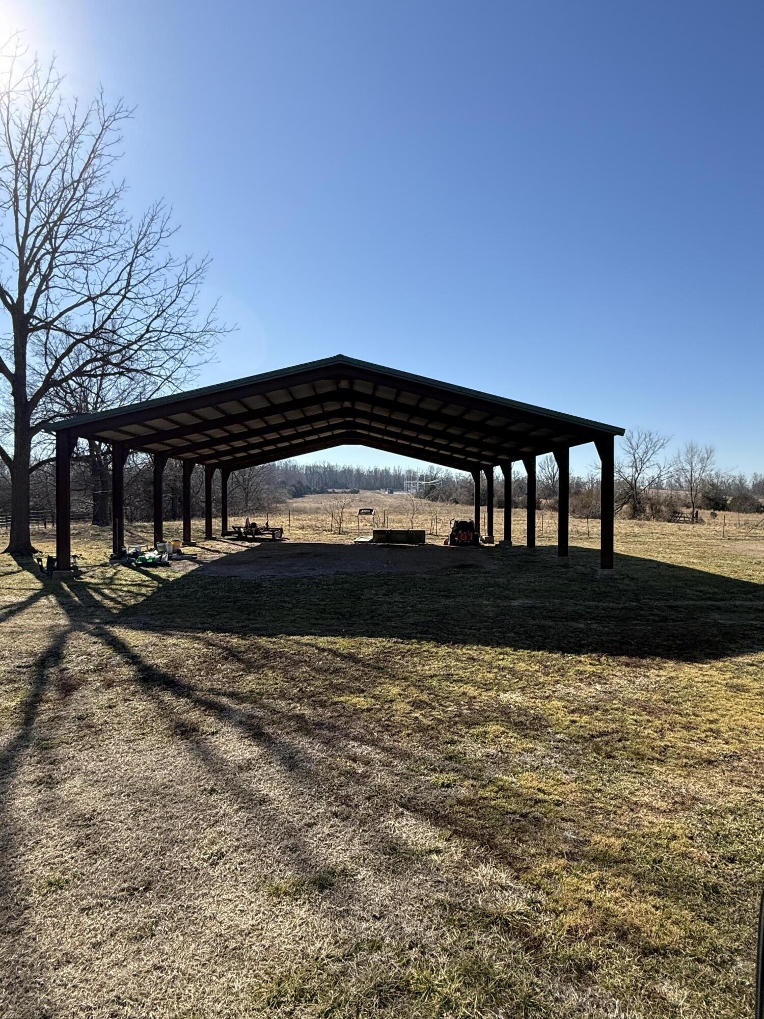 Photo of 25073 Poppy Dr #Tract 1 Stark City MO 64866