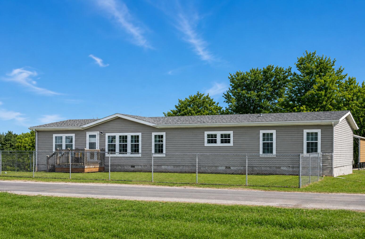 Photo of 22115 County Road 271 Wheatland MO 65779