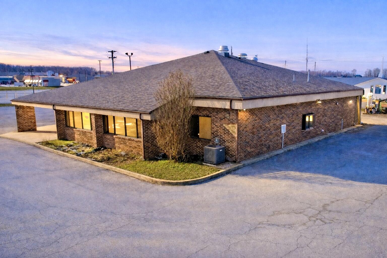 Photo of 1415 Sam Houston Boulevard Houston MO 65483