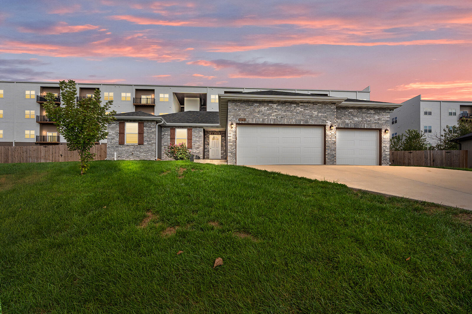 Photo of 2122 N 21st Street Ozark MO 65721