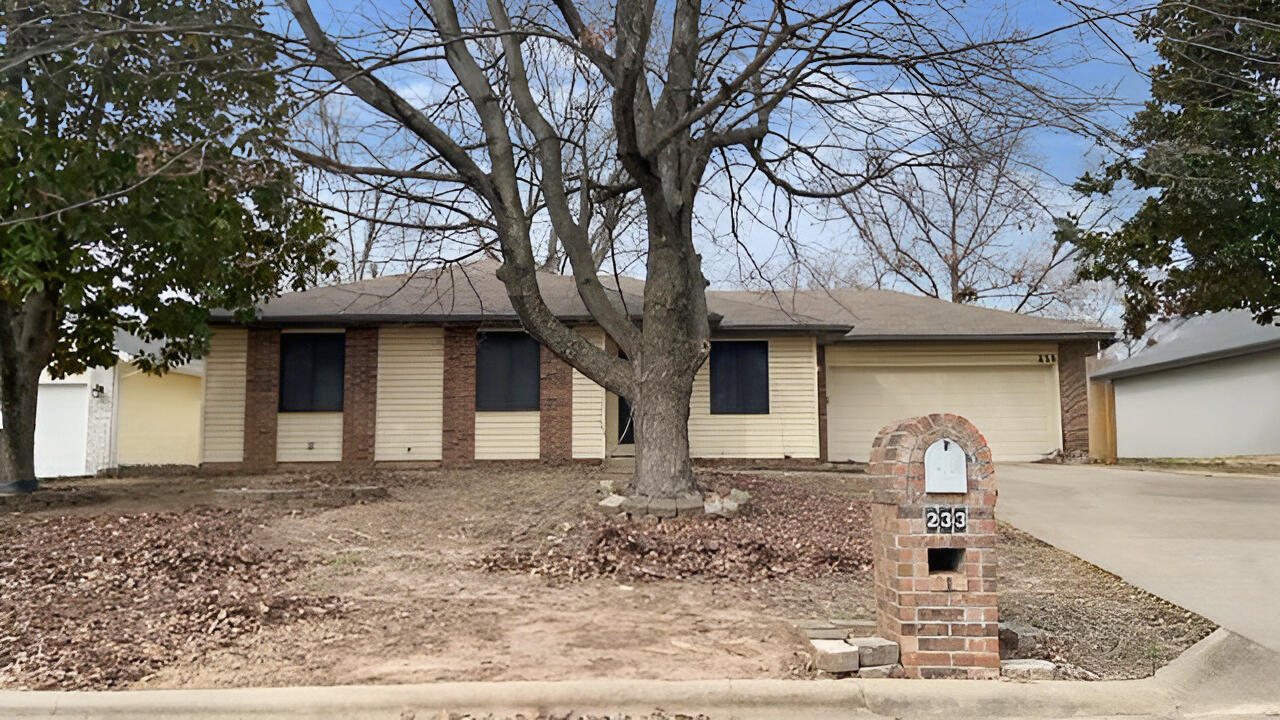 Photo of 233 S Lulwood Avenue Springfield MO 65802