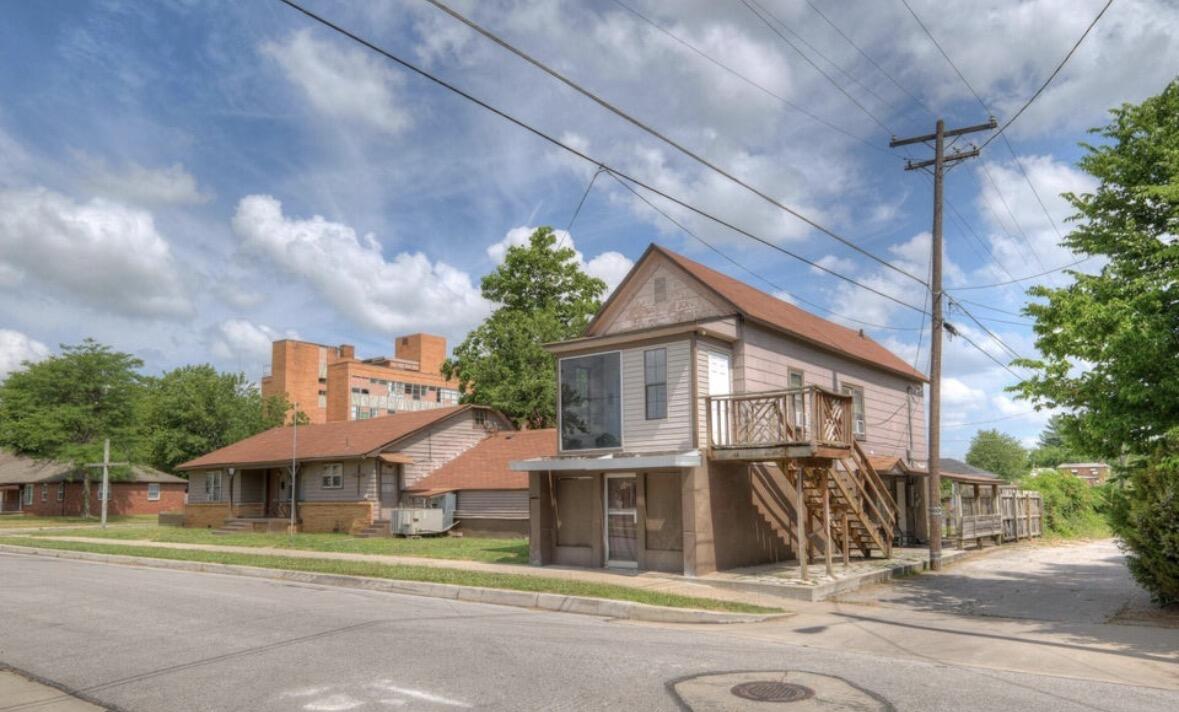 Photo of 615/617 W 21st Street Joplin MO 64804