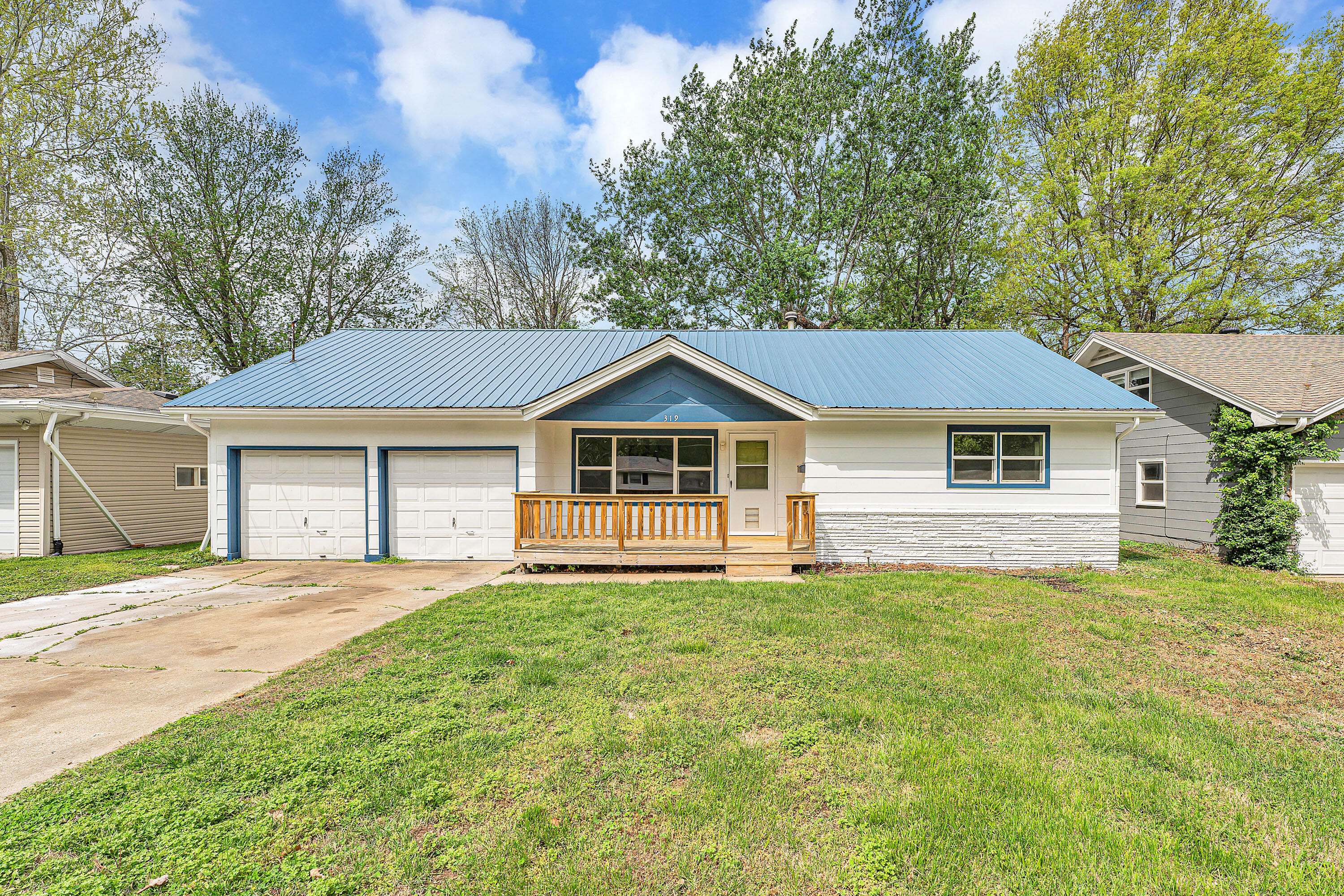 Photo of 319 S Airwood Avenue Springfield MO 65802