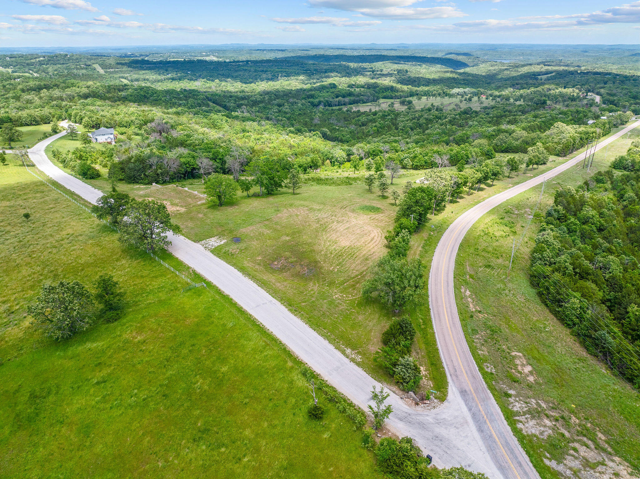 Photo of 110 Stagecoach Road Kirbyville MO 65679