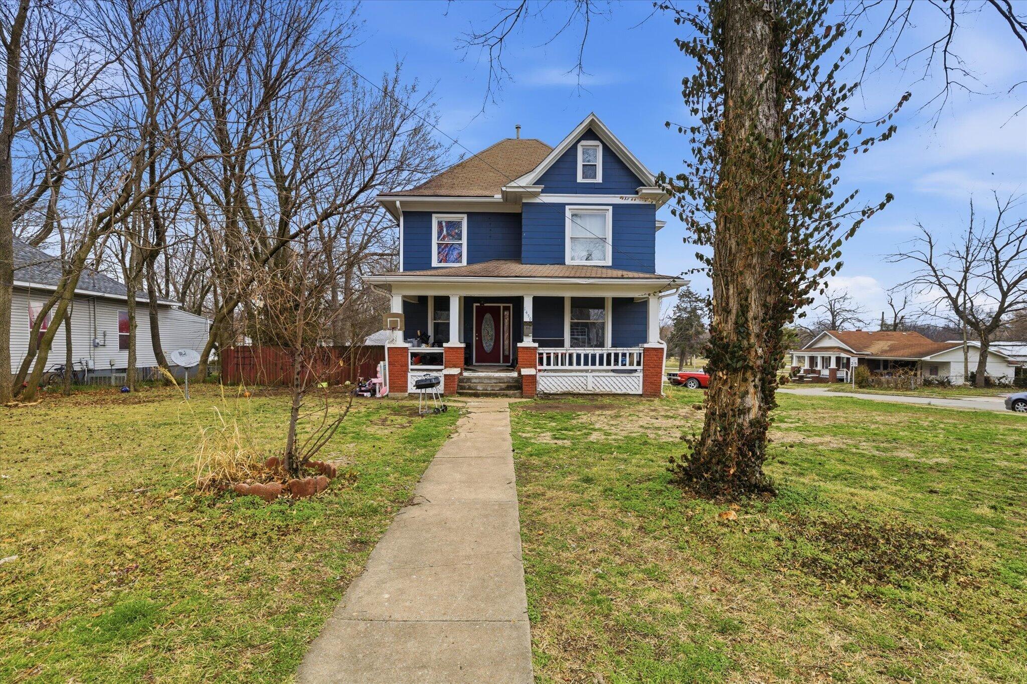 Photo of 1450 N Broadway Avenue Springfield MO 65802