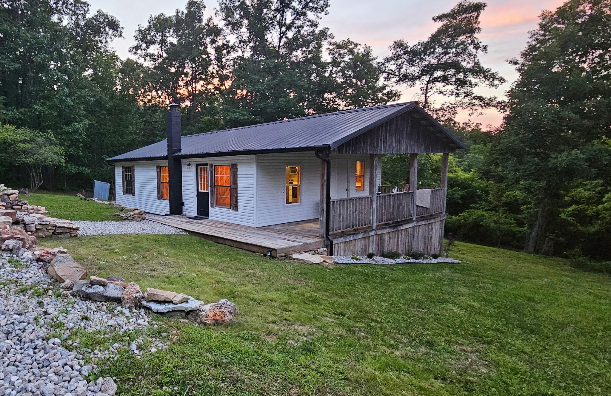 Photo of 11498 Weatherman Drive Mountain Grove MO 65711