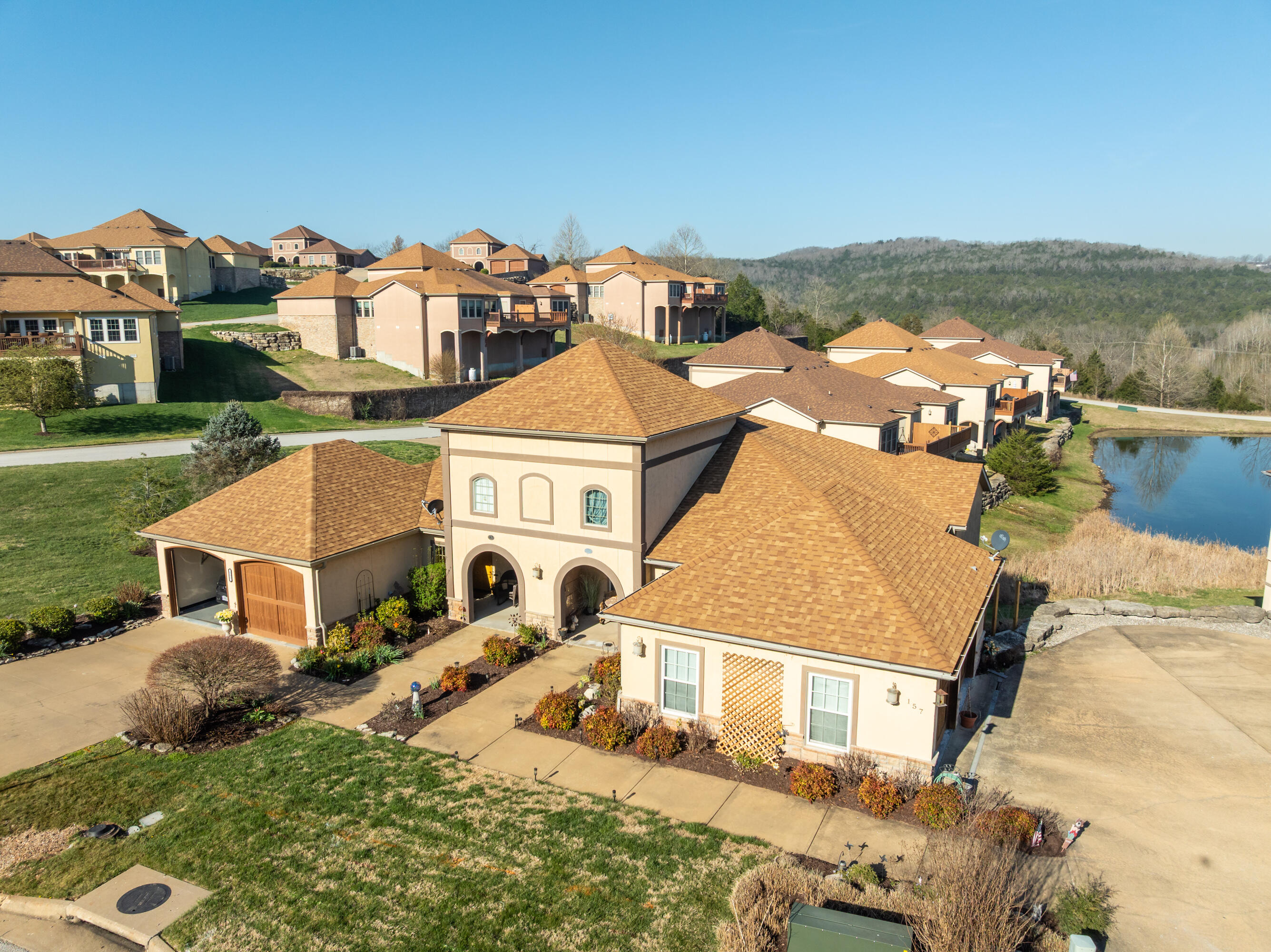 Photo of 157 N Tuscany Drive Hollister MO 65672