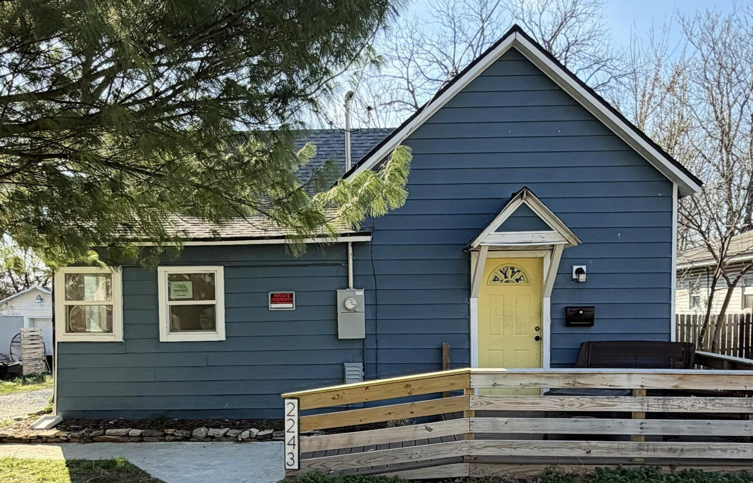 Photo of 2243 N Taylor Avenue Springfield MO 65803