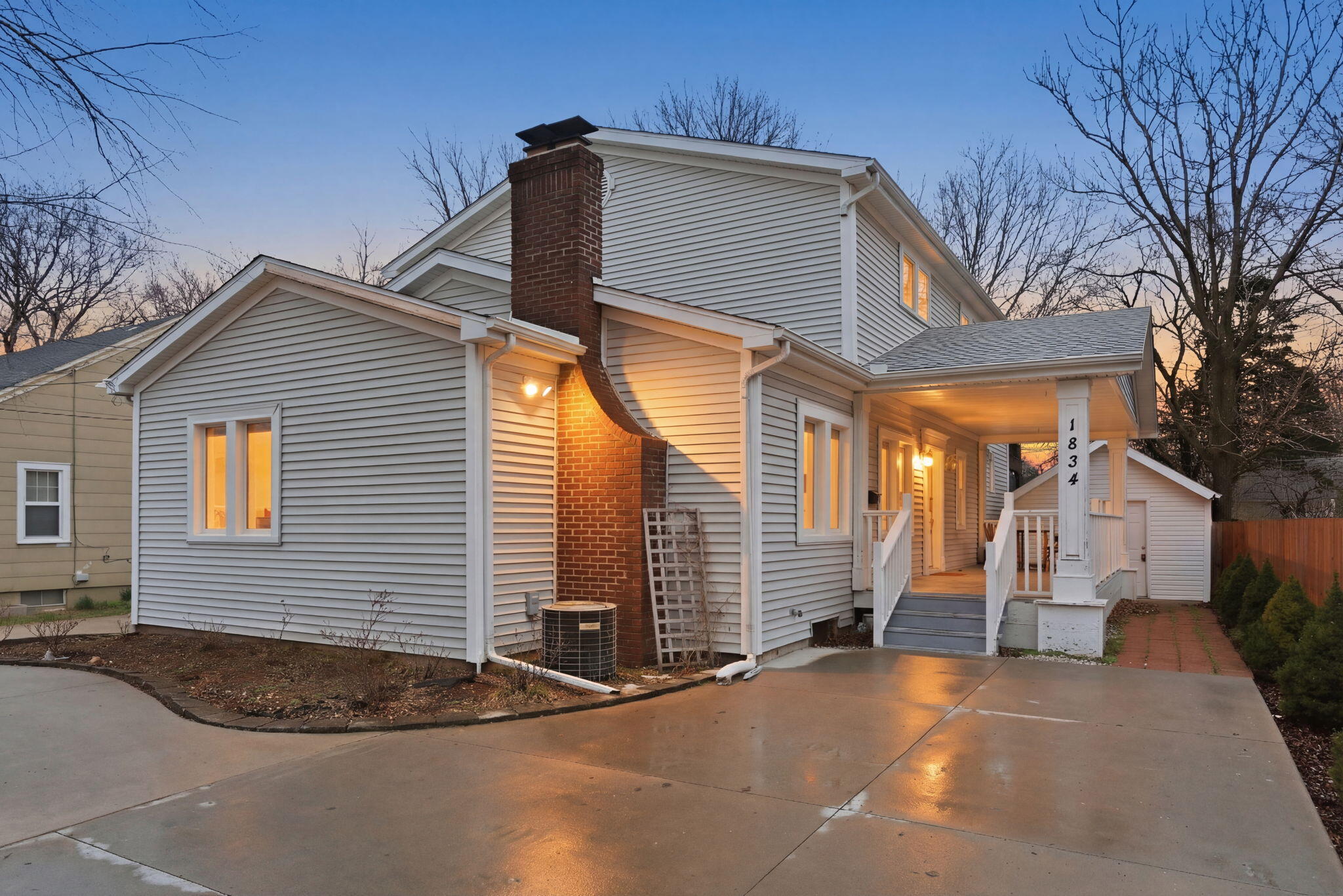 Photo of 1834 S Jefferson Avenue Springfield MO 65807