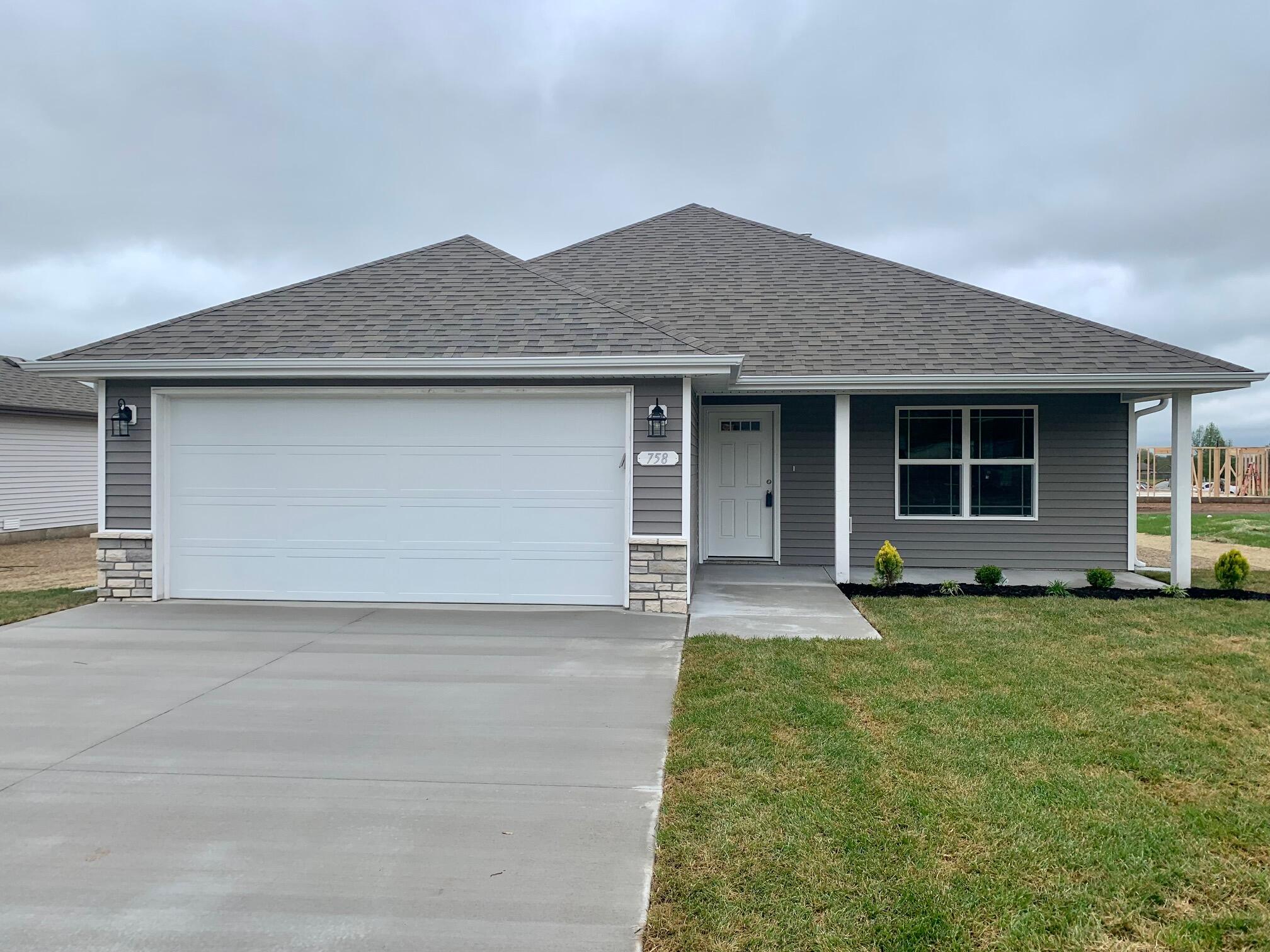 Photo of 1917 Wellington Drive #Lot 52 Ozark MO 65721