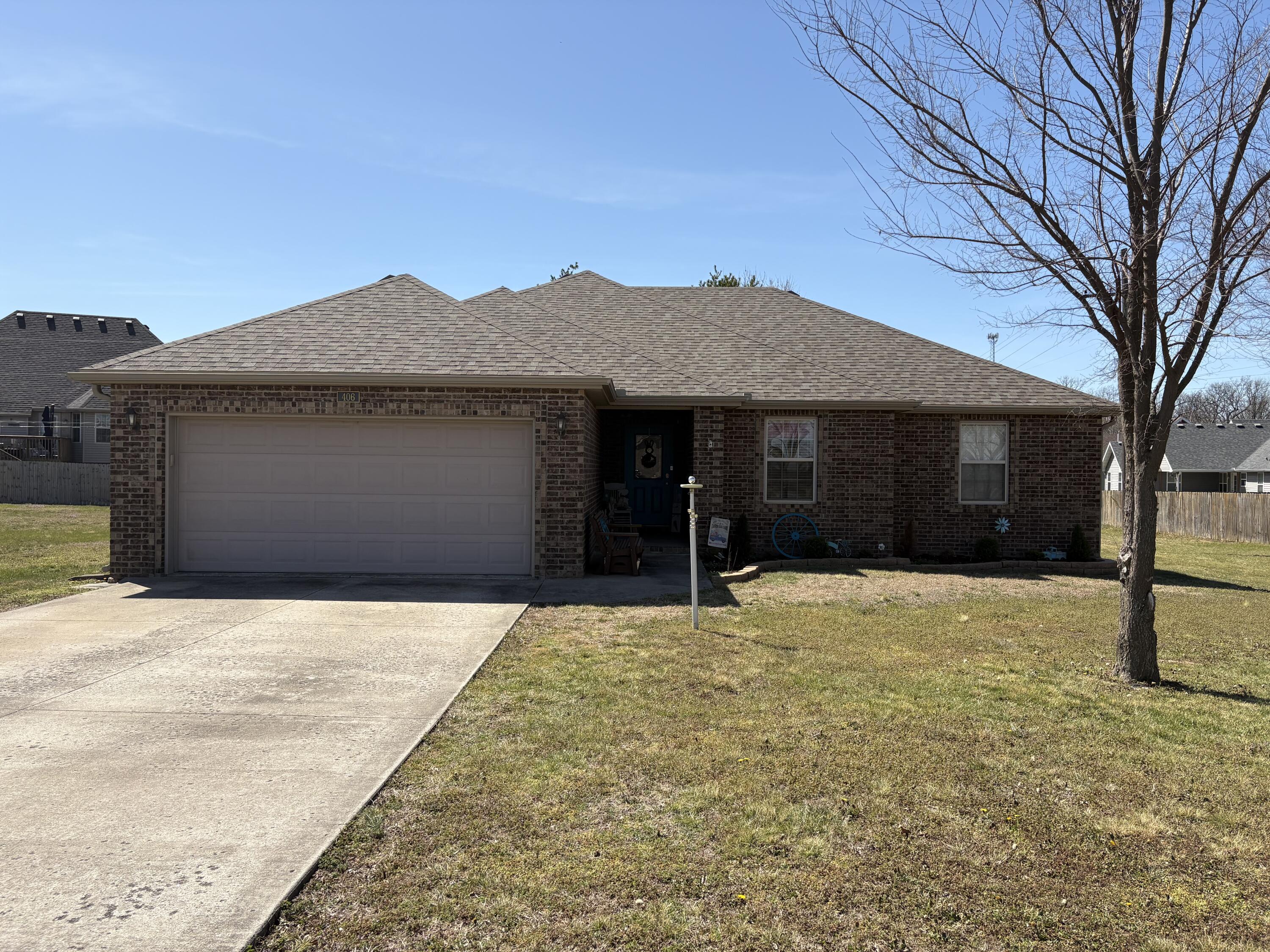 Photo of 406 Todd Lane Mt Vernon MO 65712