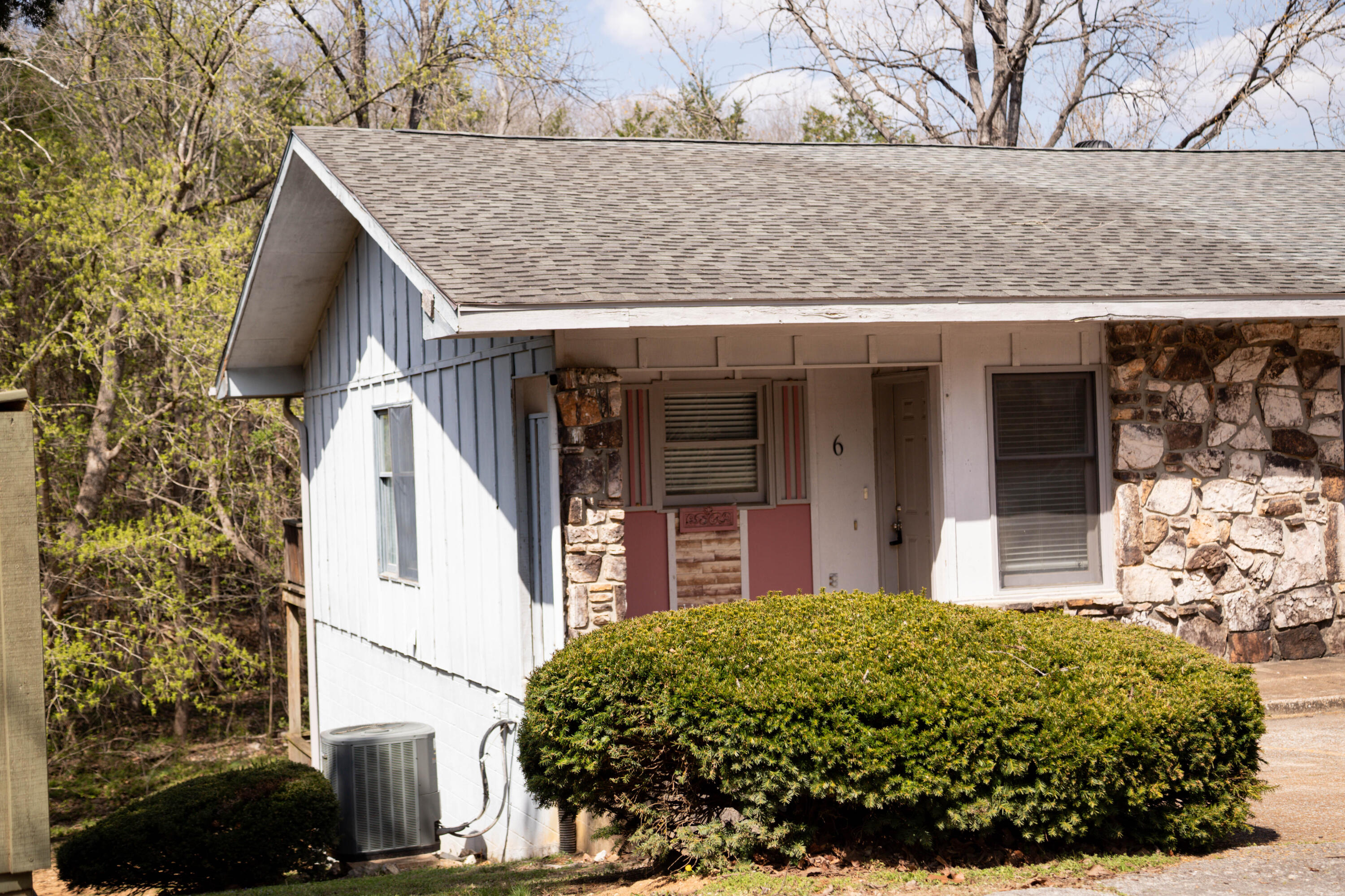 Photo of 6 Akokisa Drive Cherokee Village AR 72525