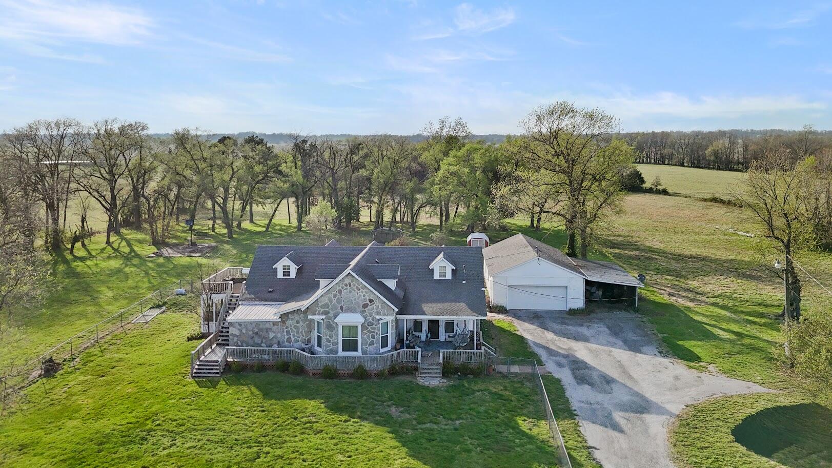 Photo of 22057 State Highway 37 Cassville MO 65625