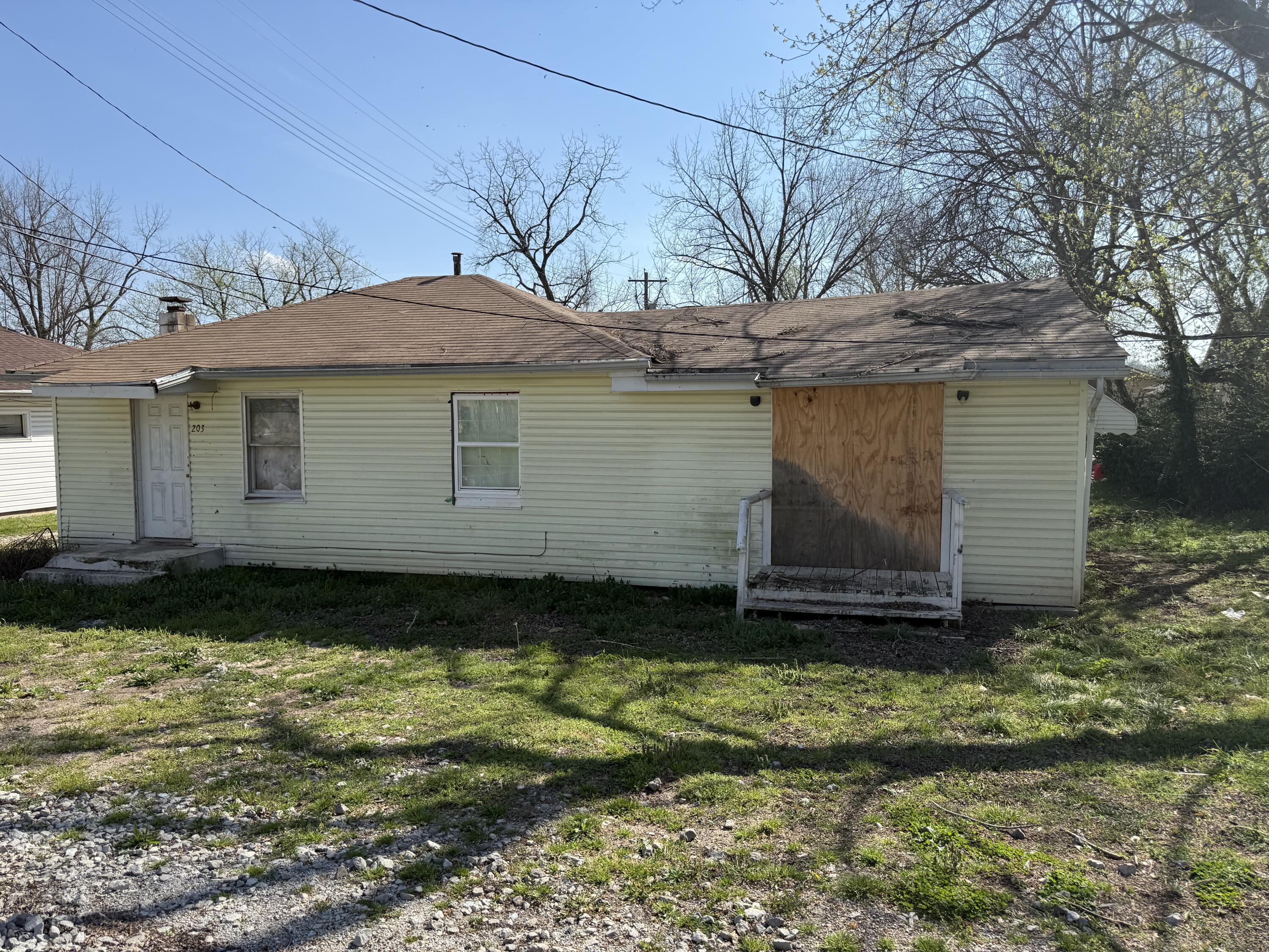 Photo of 205 E Meadow Avenue Crane MO 65633