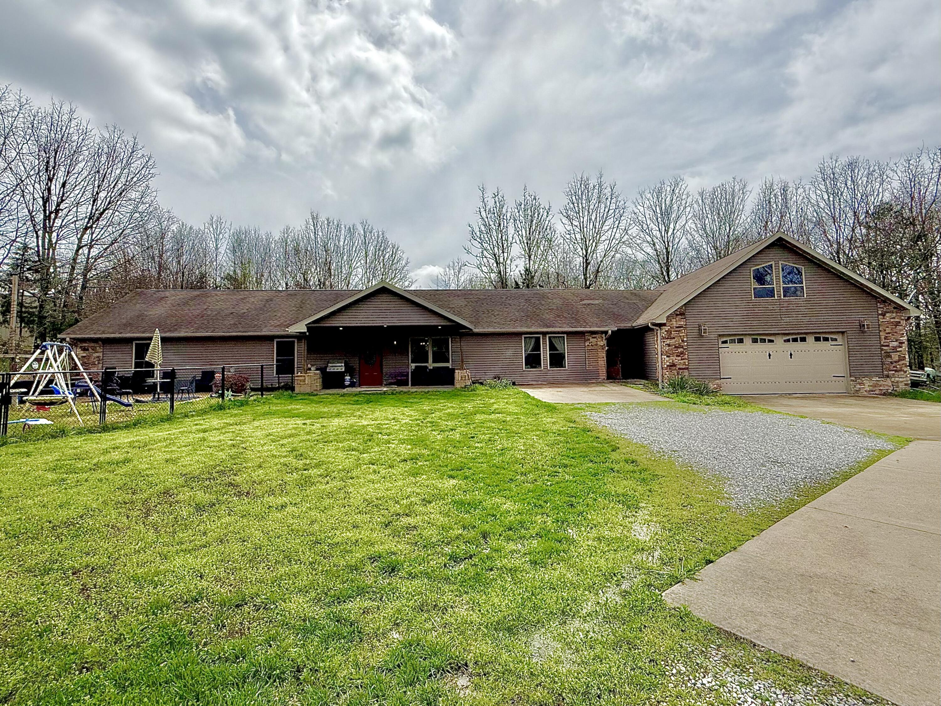 Photo of 6733 Highway Au Houston MO 65483