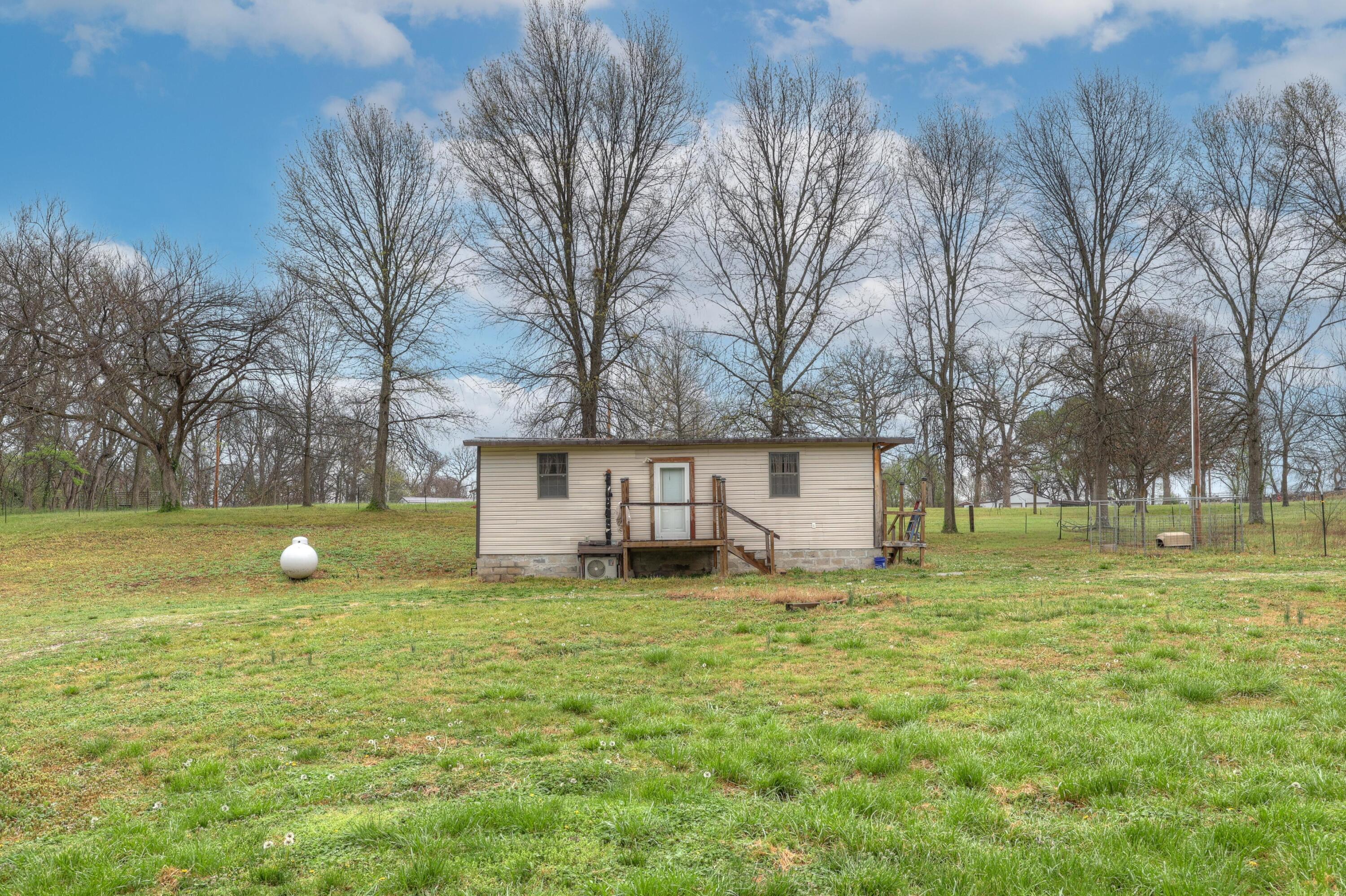 Photo of 2235 County Road 176 Carthage MO 64836