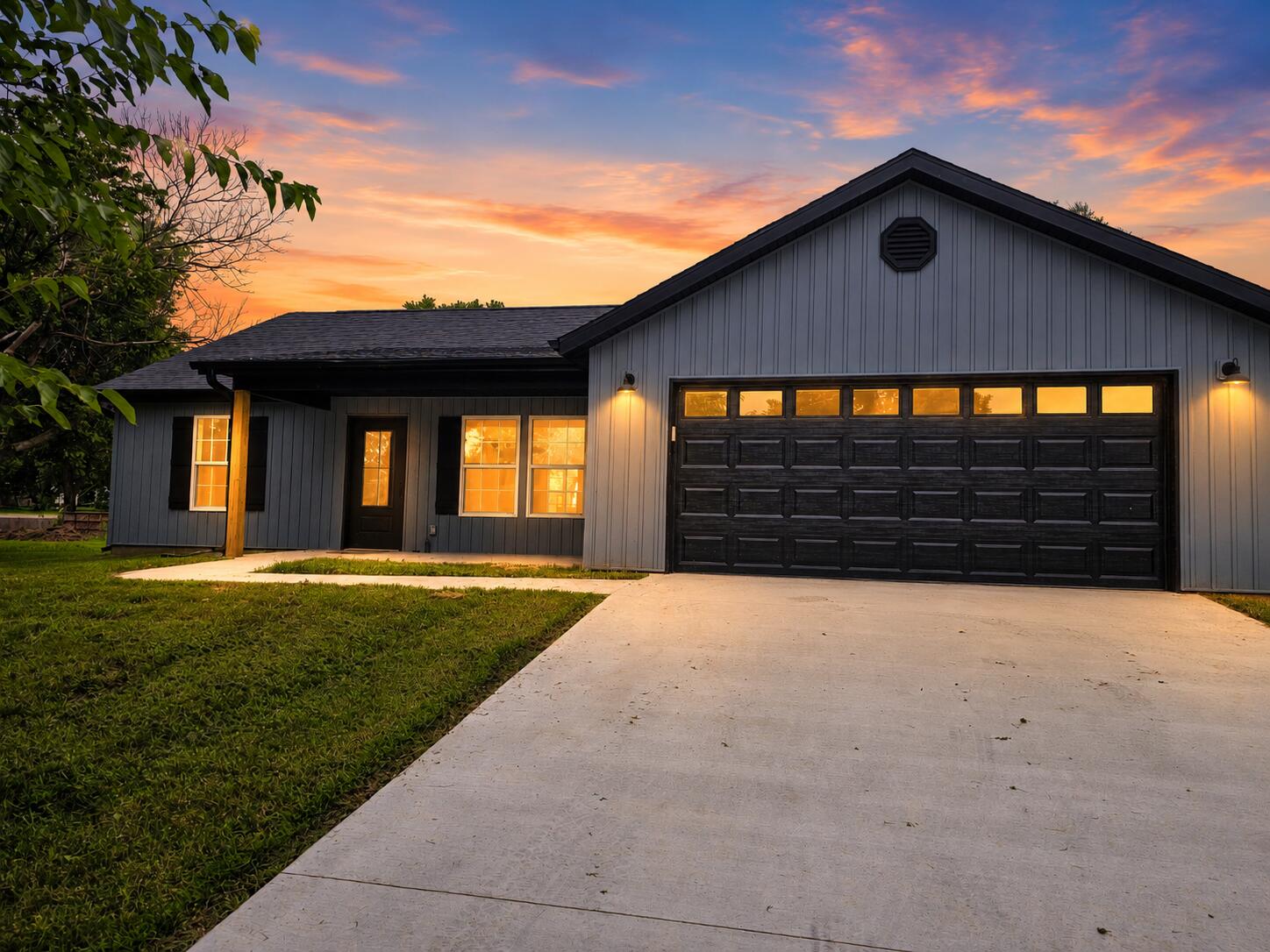 Photo of 215 W Cofield Street Aurora MO 65605