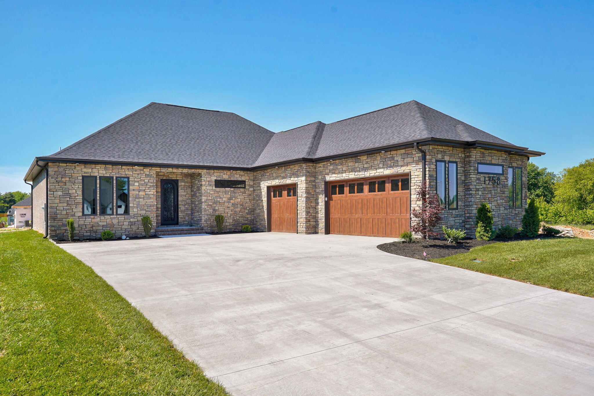 Photo of 1758 E Peartree Drive Ozark MO 65721