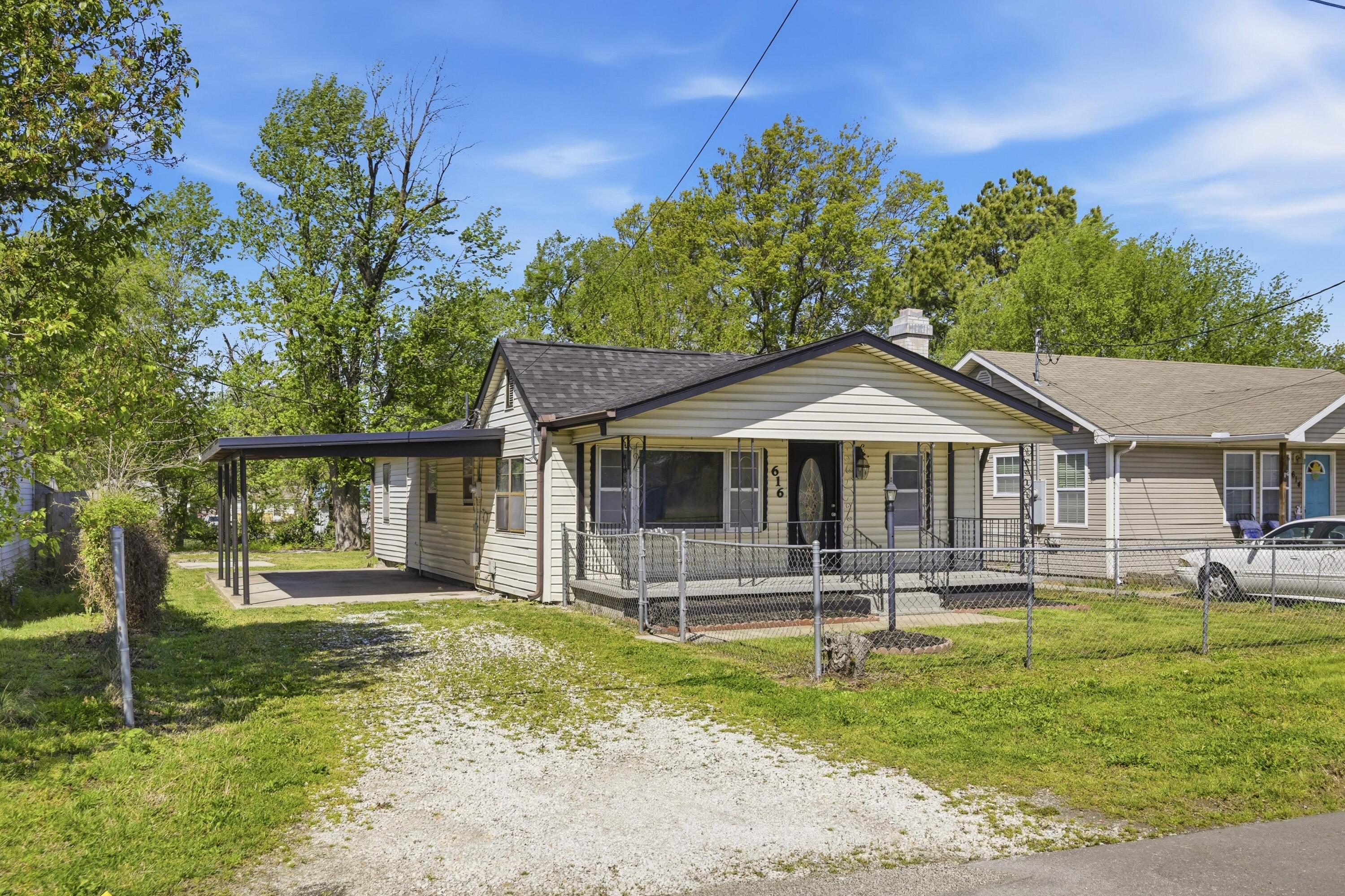 Photo of 616 S Mckinley Avenue Joplin MO 64801
