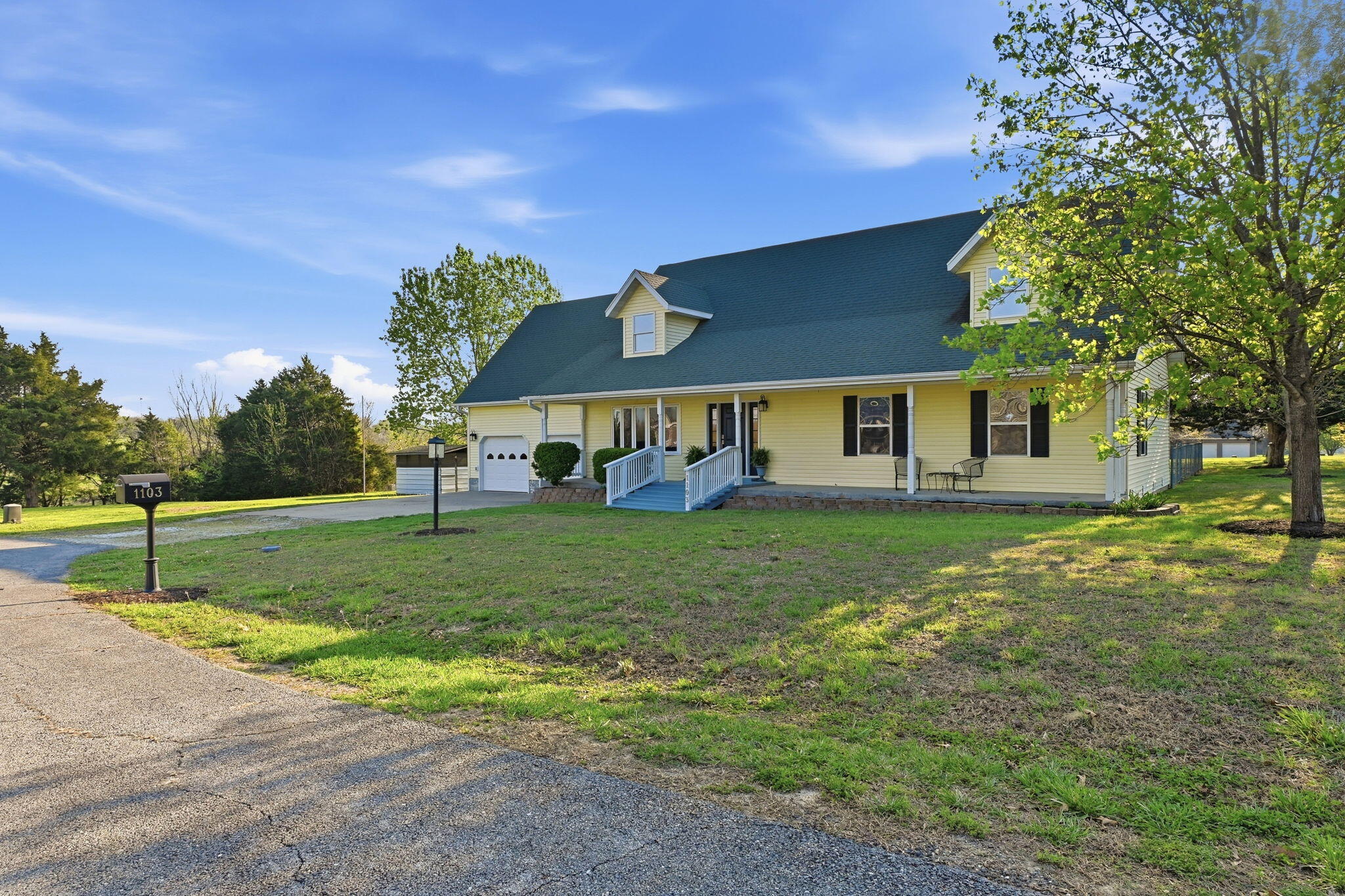 Photo of 1103 Fresno Circle Stockton MO 65785