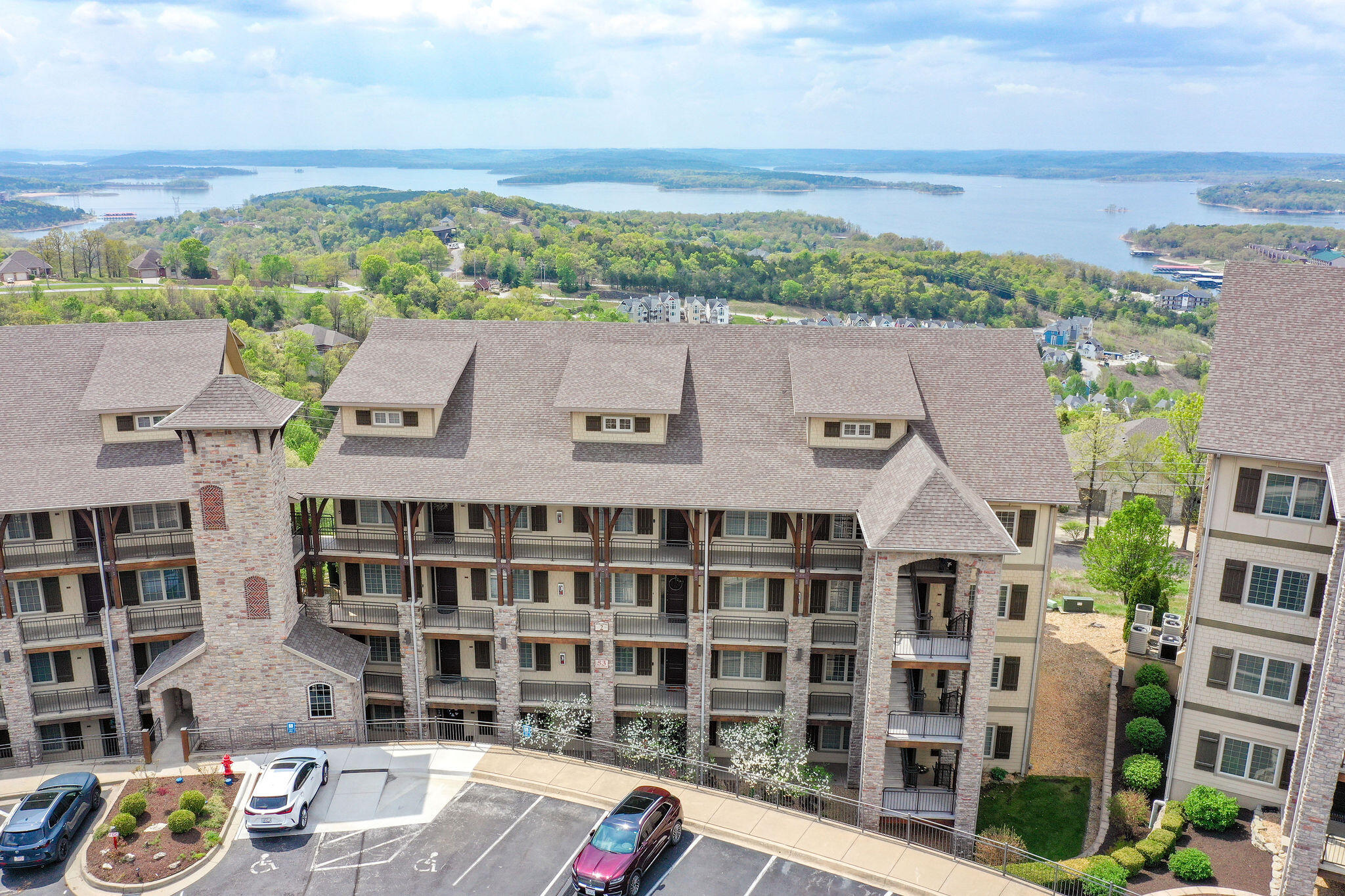 Photo of 53 Royal Vista Drive #Unit 206 Branson MO 65616