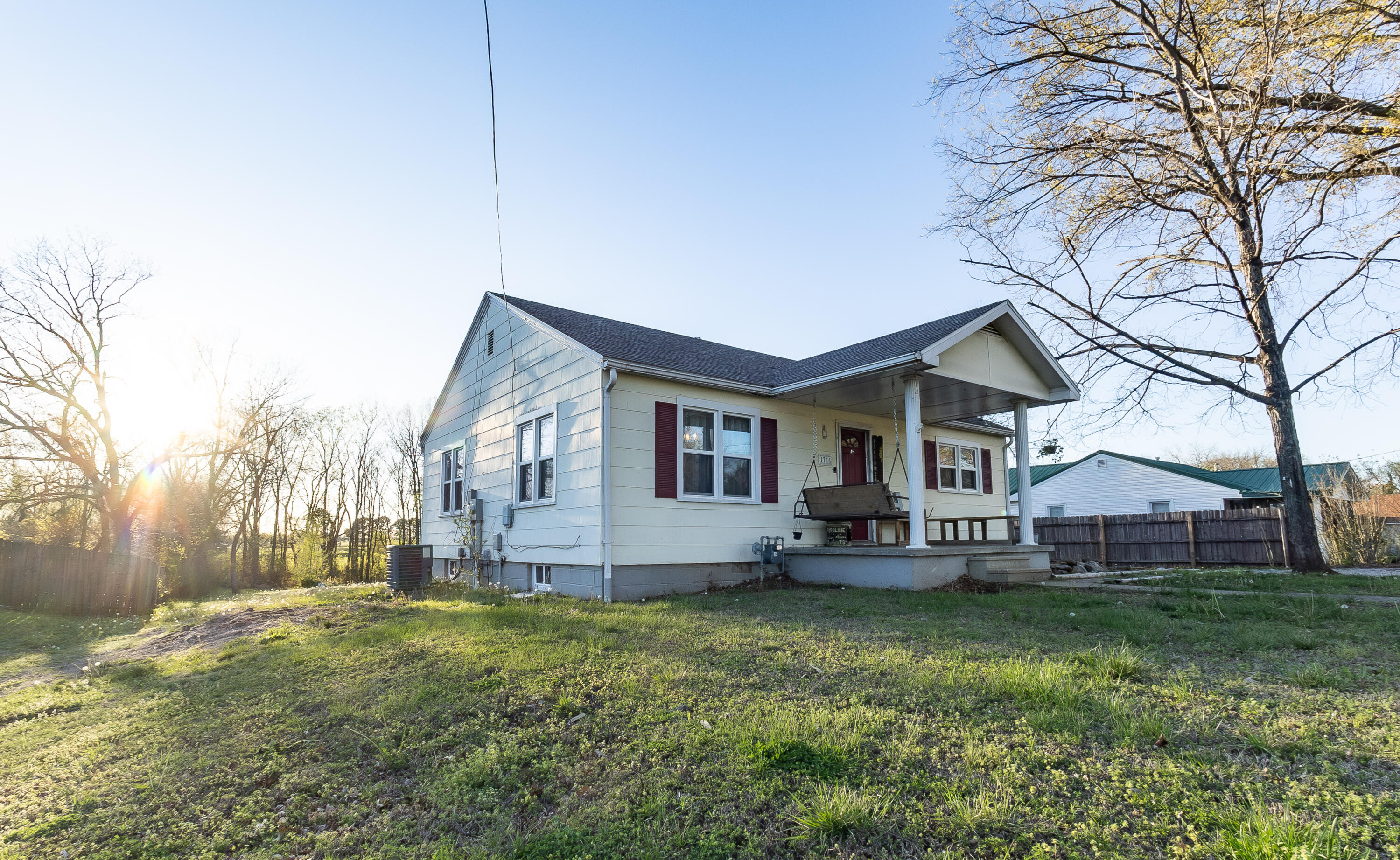 Photo of 1711 N Ash Street Nevada MO 64772