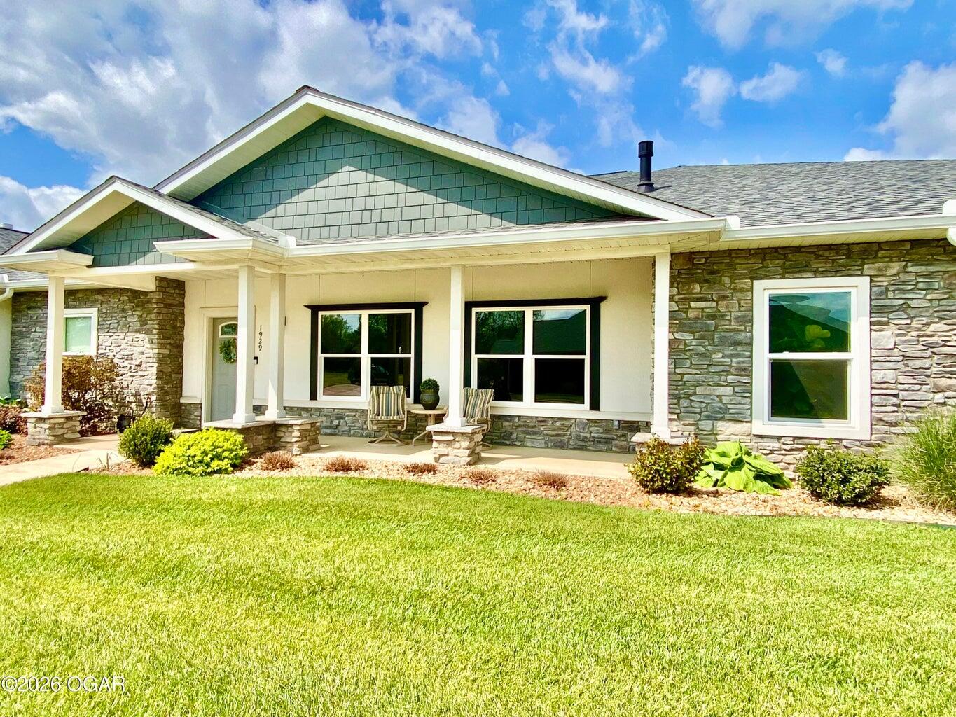 Photo of 1929 Bluebird Way Carthage MO 64836