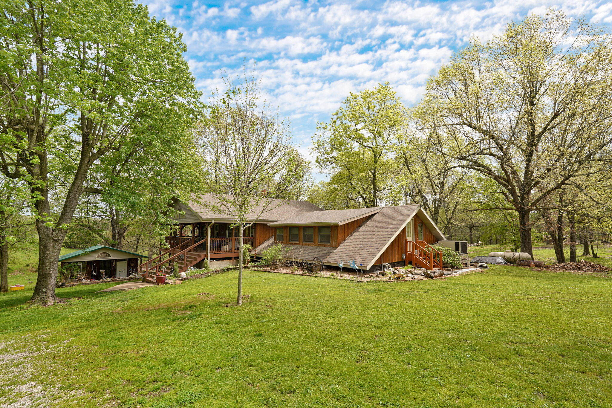 Photo of 11730a Lawrence 1195 Mt Vernon MO 65712