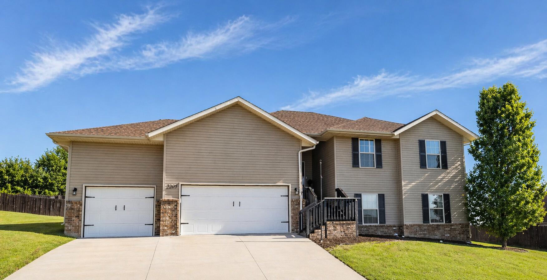 Photo of 2205 W Drake Street Springfield MO 65810