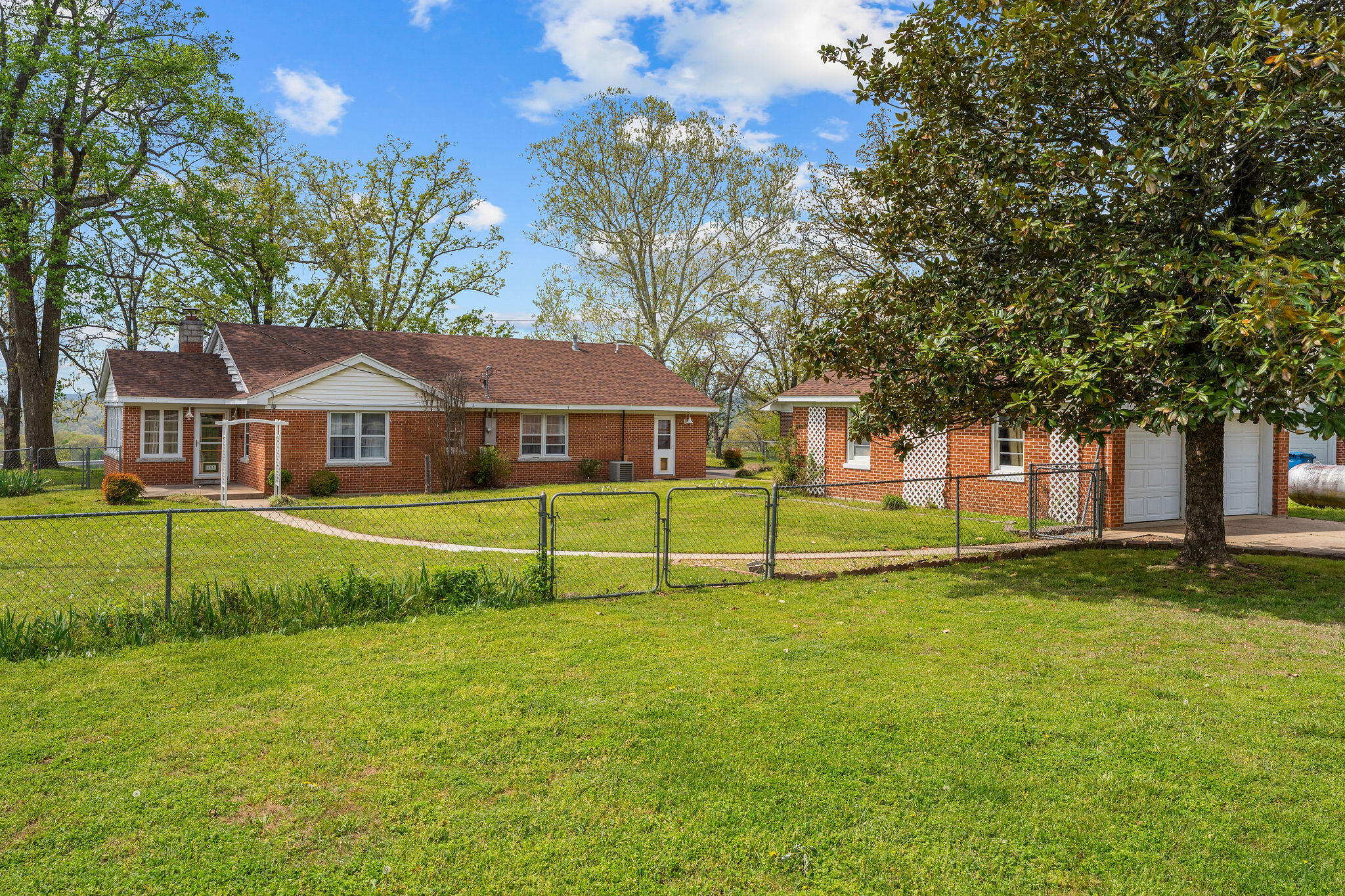 Photo of 155 N Hickory Street Forsyth MO 65653