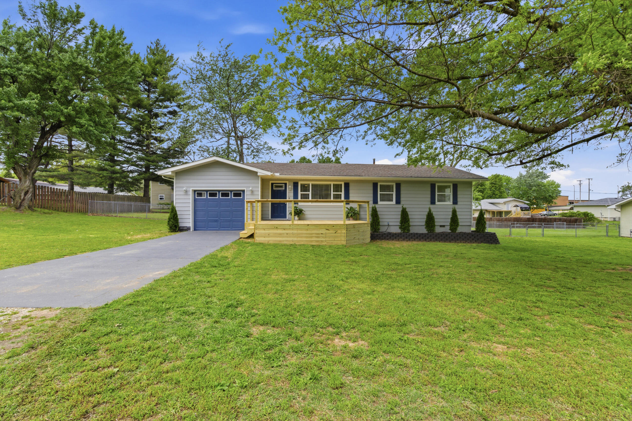 Photo of 302 Highland Avenue Monett MO 65708