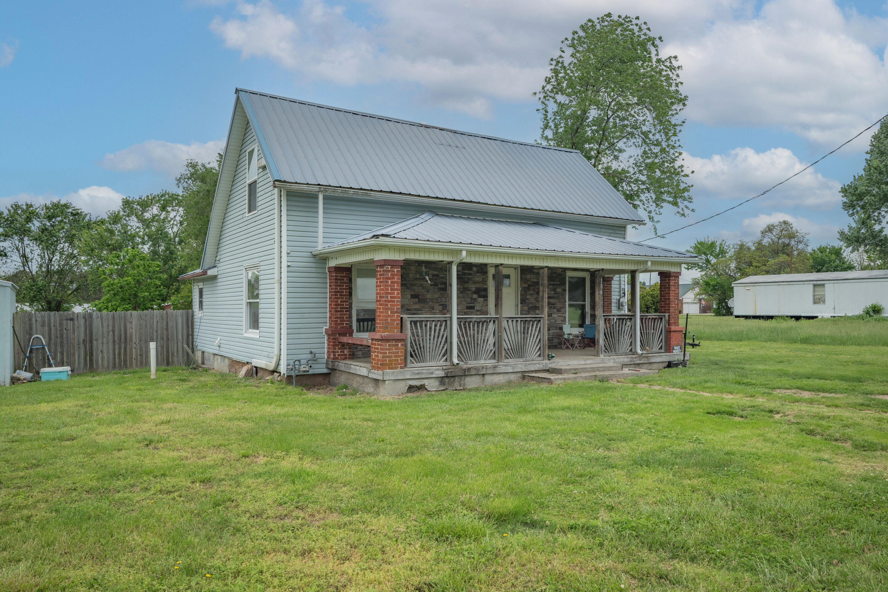 Photo of 10604 N Front Street Butterfield MO 65625