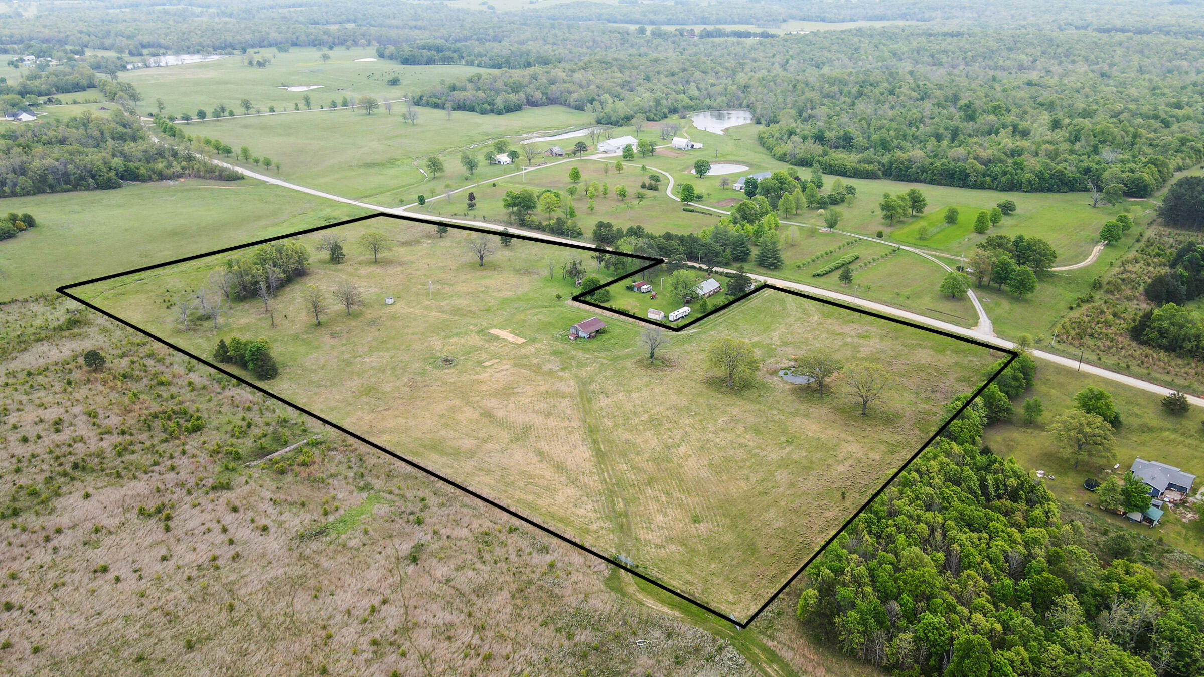 Photo of 11277 County Road 8530 West Plains MO 65775