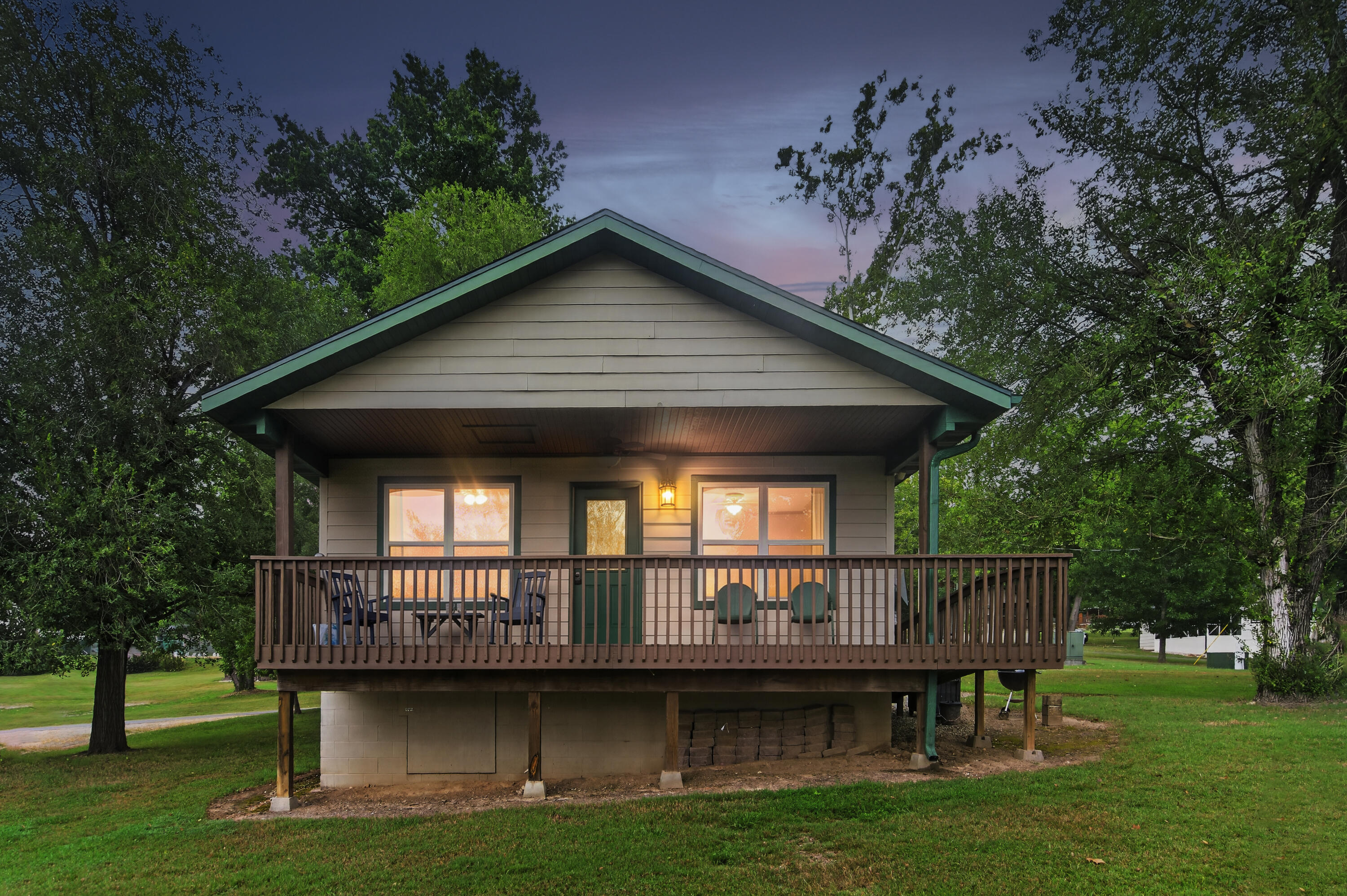 Photo of 375 Edgewater Circle Forsyth MO 65653