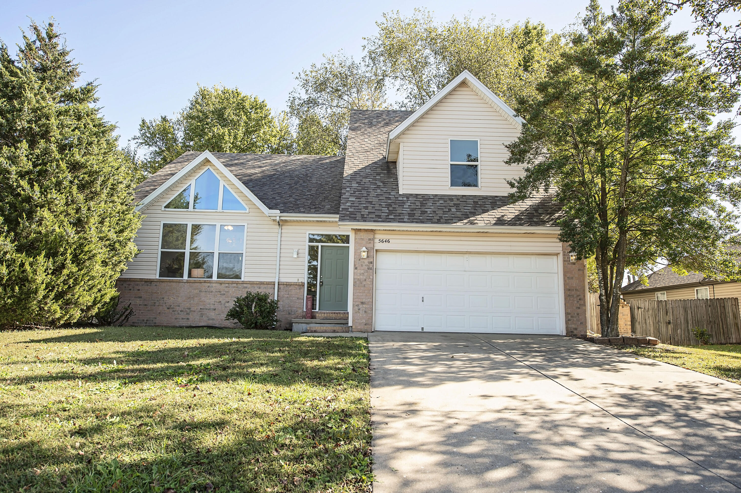 Photo of 5646 S Jefferson Avenue Springfield MO 65810