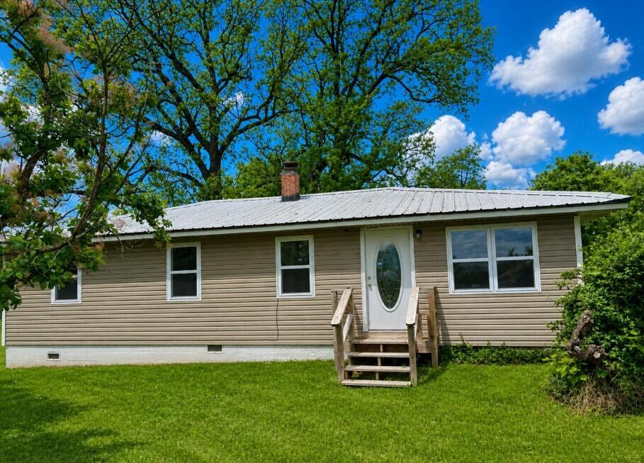 Photo of 203 Washburn Street Exeter MO 65647