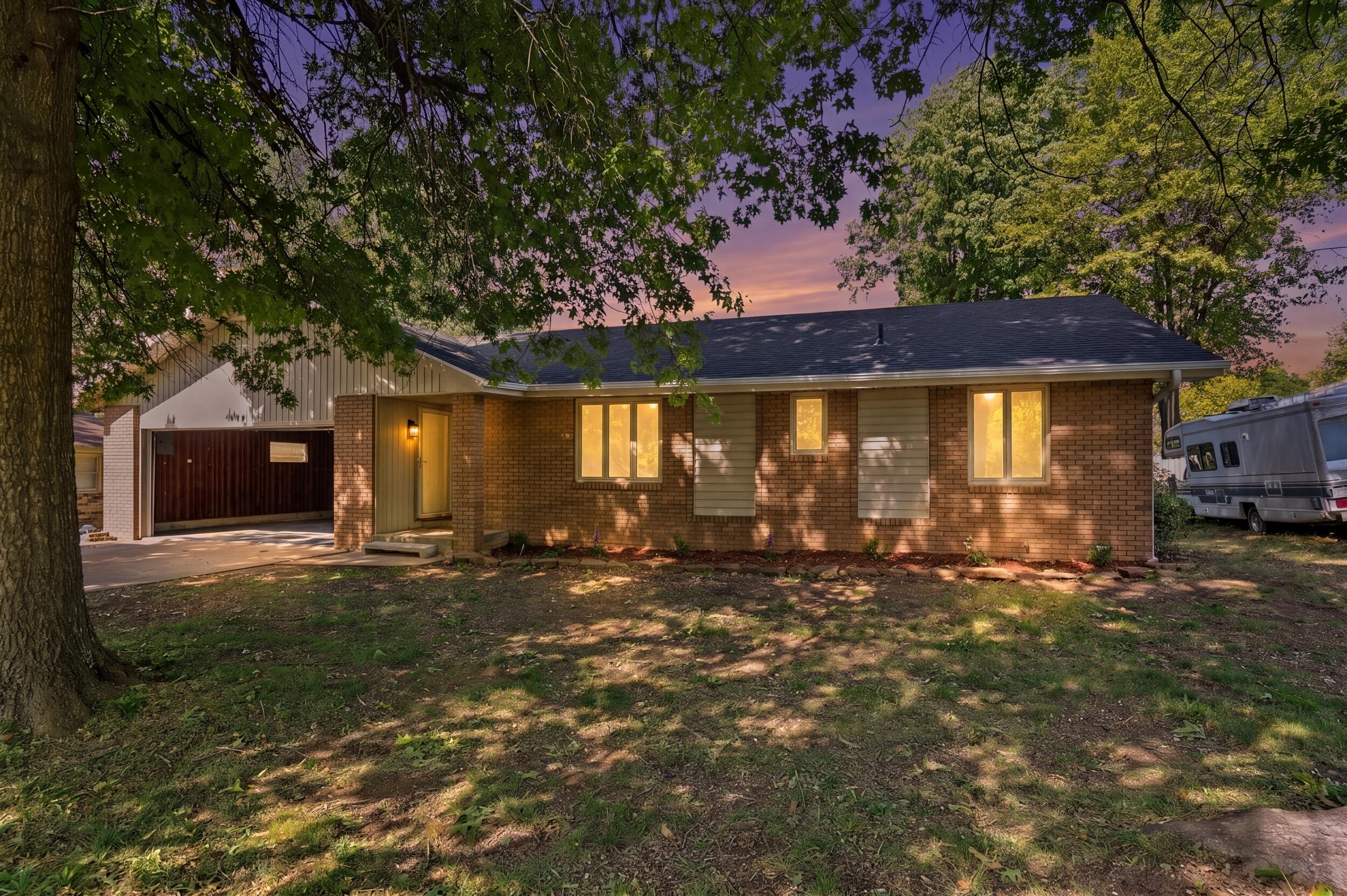 Photo of 3319 N Dysart Avenue Springfield MO 65803