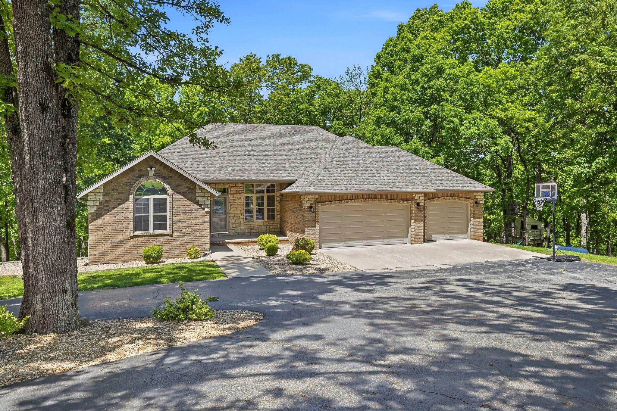Photo of 200 Ridgefield Court Ozark MO 65721