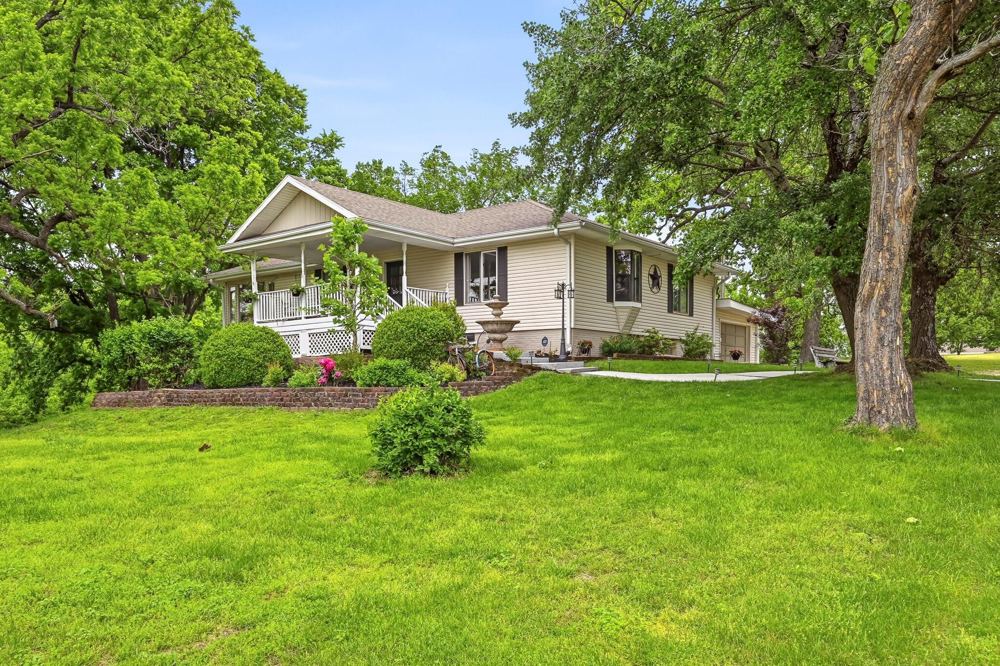 Photo of 1111 E Wilder Court Nixa MO 65714