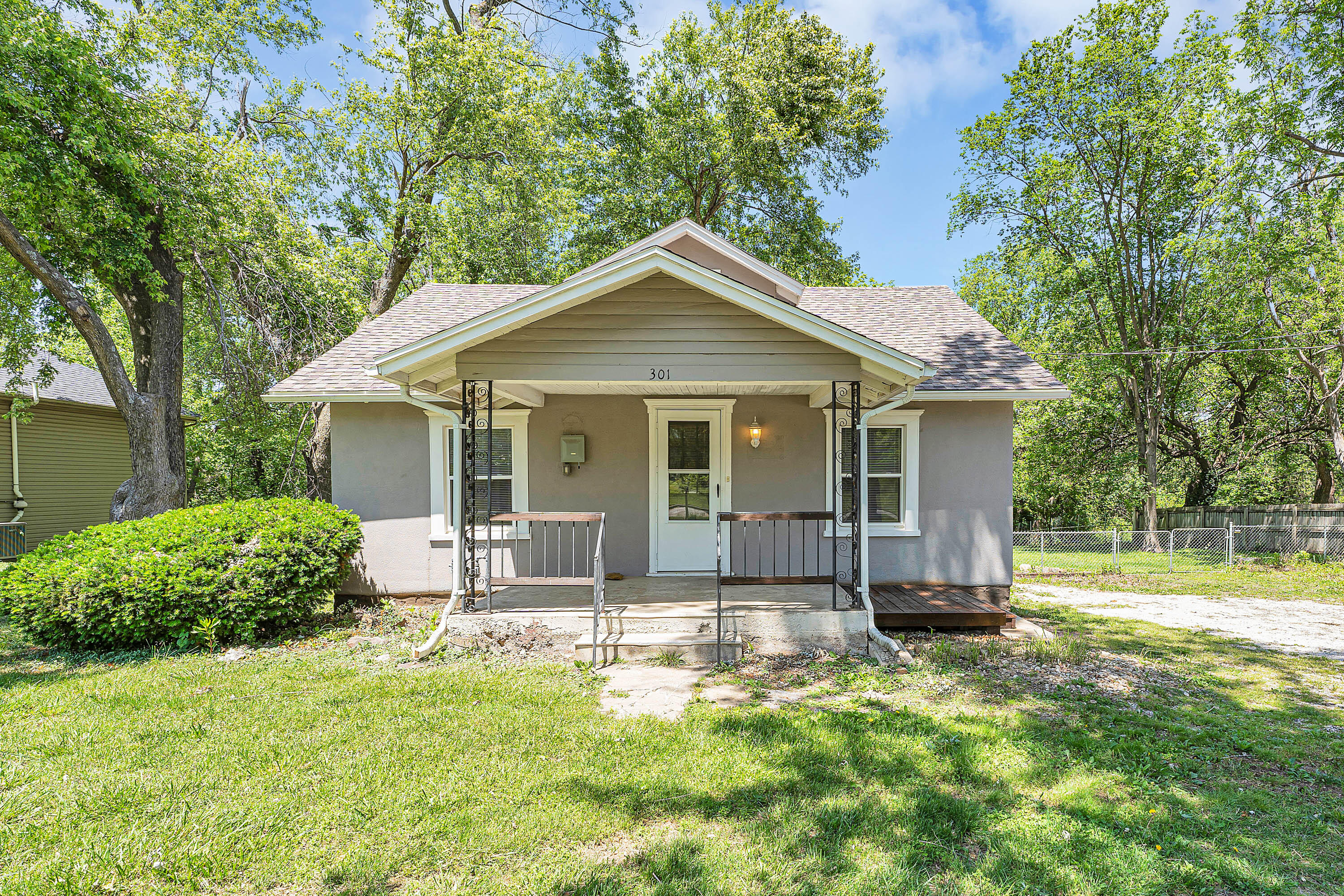 Photo of 301 E Miller Road Republic MO 65738
