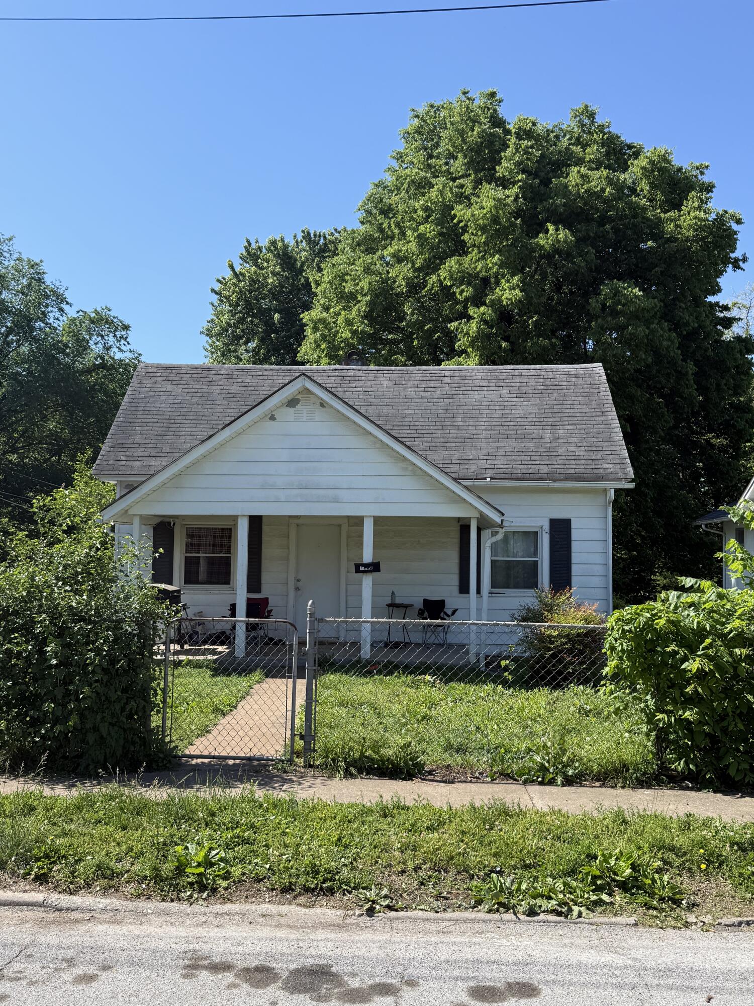 Photo of 1200 W Madison Street Springfield MO 65806