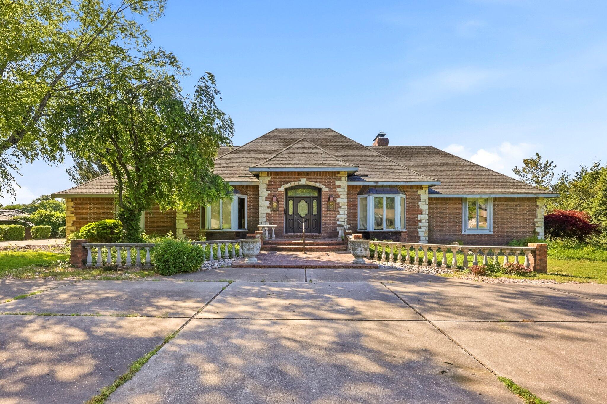 Photo of 2552 S Skyline Drive Springfield MO 65804