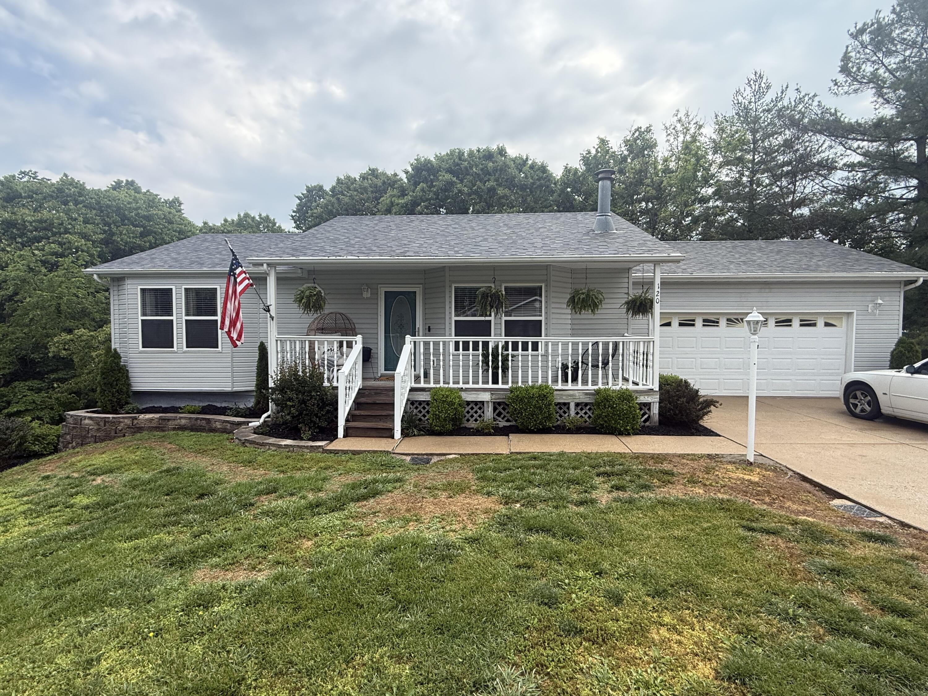 Photo of 120 Sunny Lane Branson West MO 65737