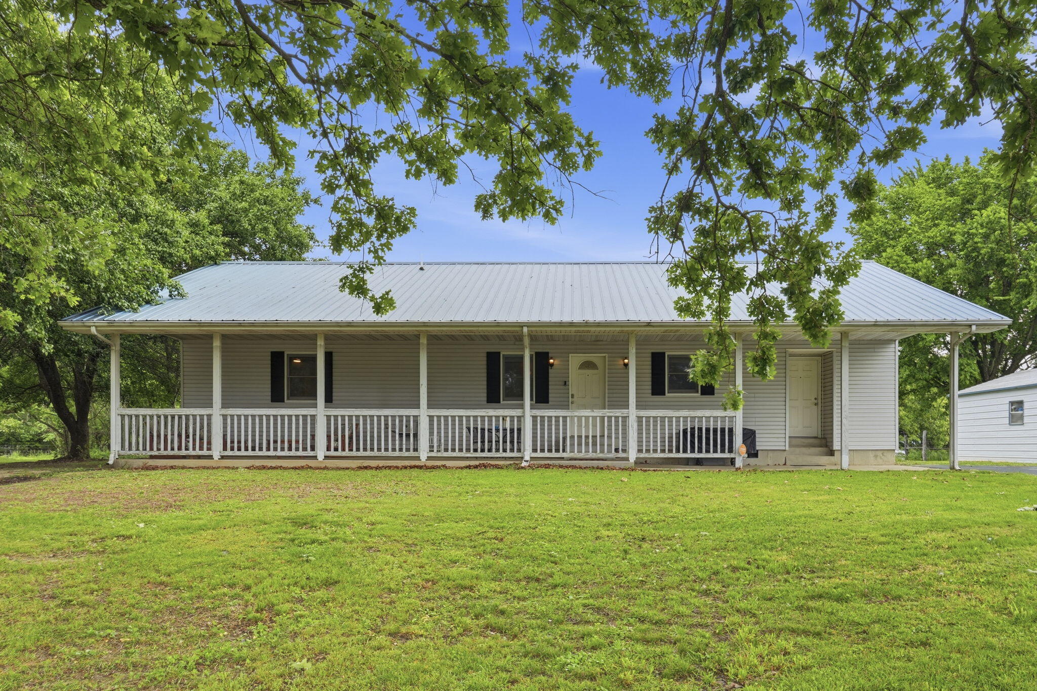 Photo of 2719 Beacon Hill Strafford MO 65757