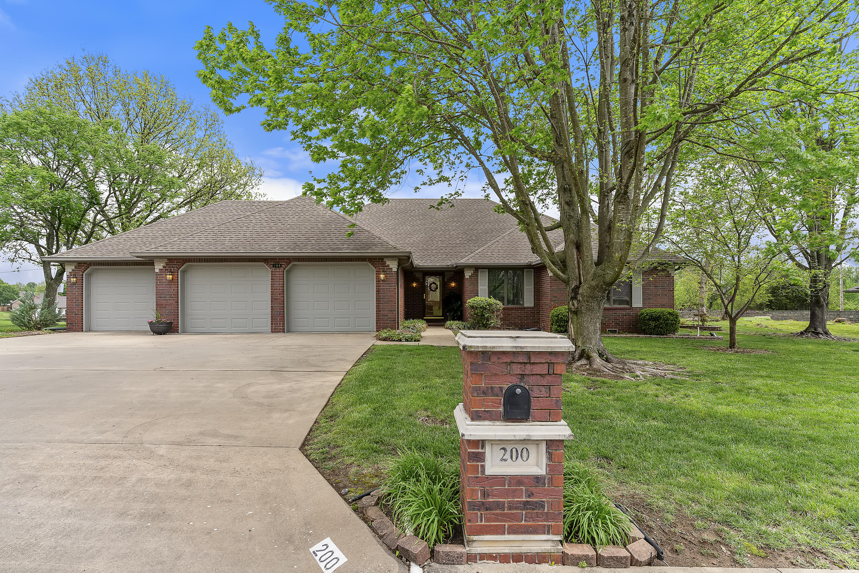 Photo of 200 N Harmon Avenue Republic MO 65738