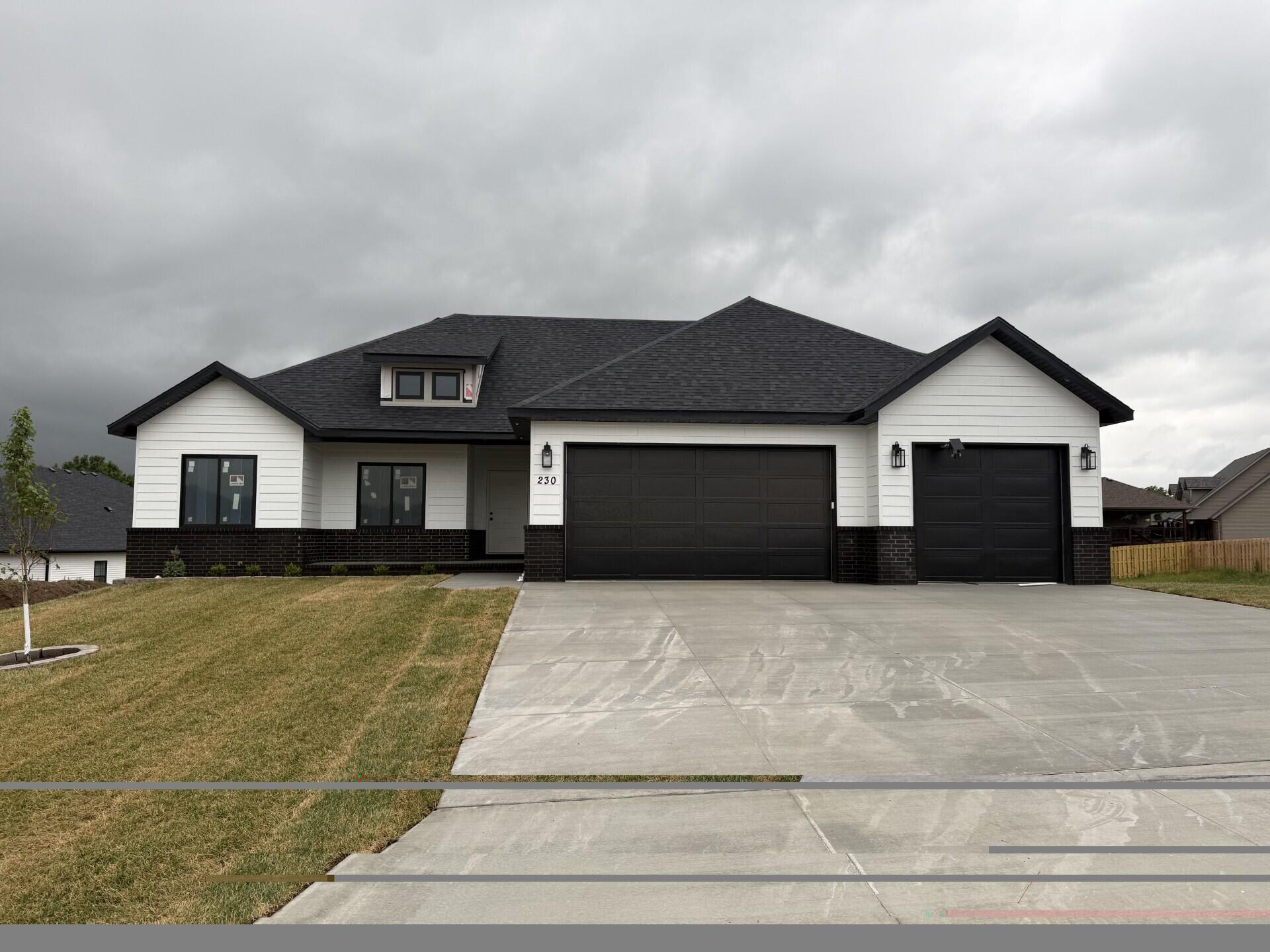 Photo of 230 Hamilton Street Rogersville MO 65742